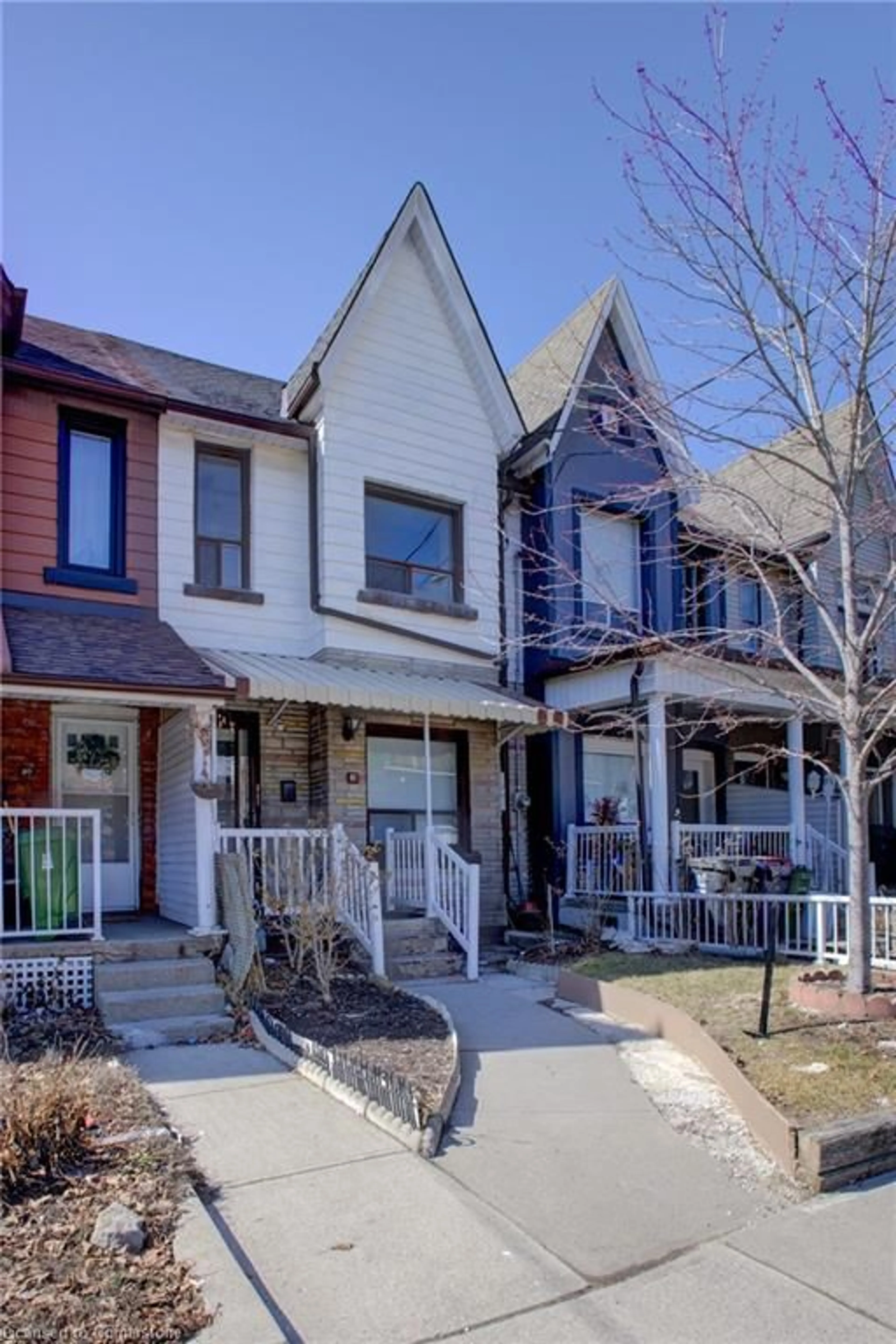 Home with brick exterior material, street for 82 Uxbridge Ave, Toronto Ontario M6N 2Y2