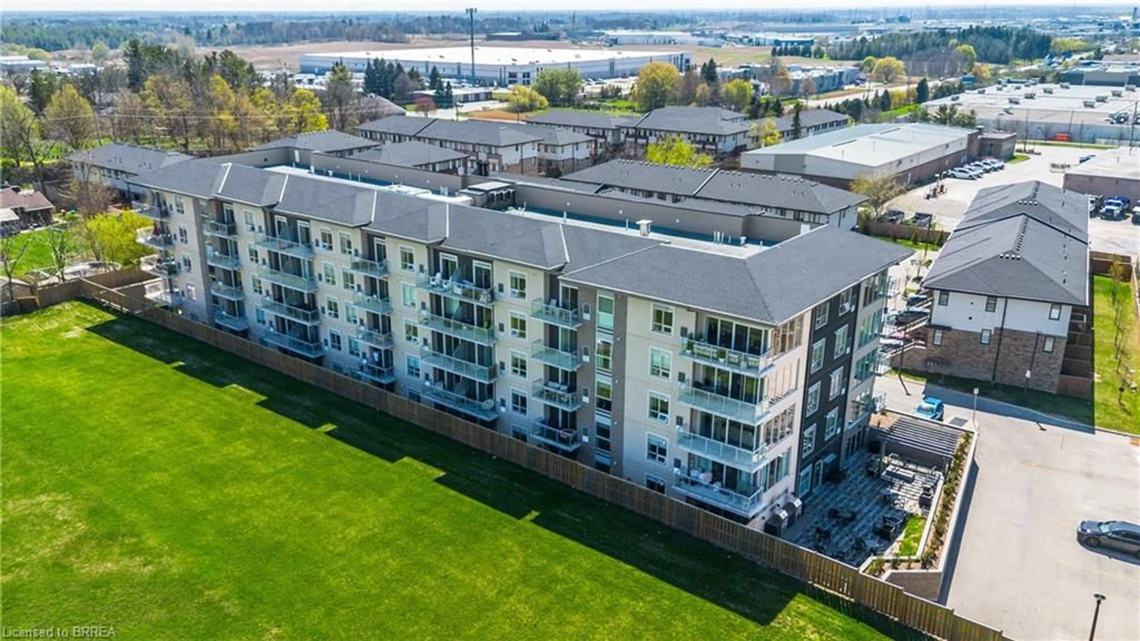 A pic from outside/outdoor area/front of a property/back of a property/a pic from drone, city buildings view from balcony for 16 Markle Cres #517, Ancaster Ontario L9G 0H4