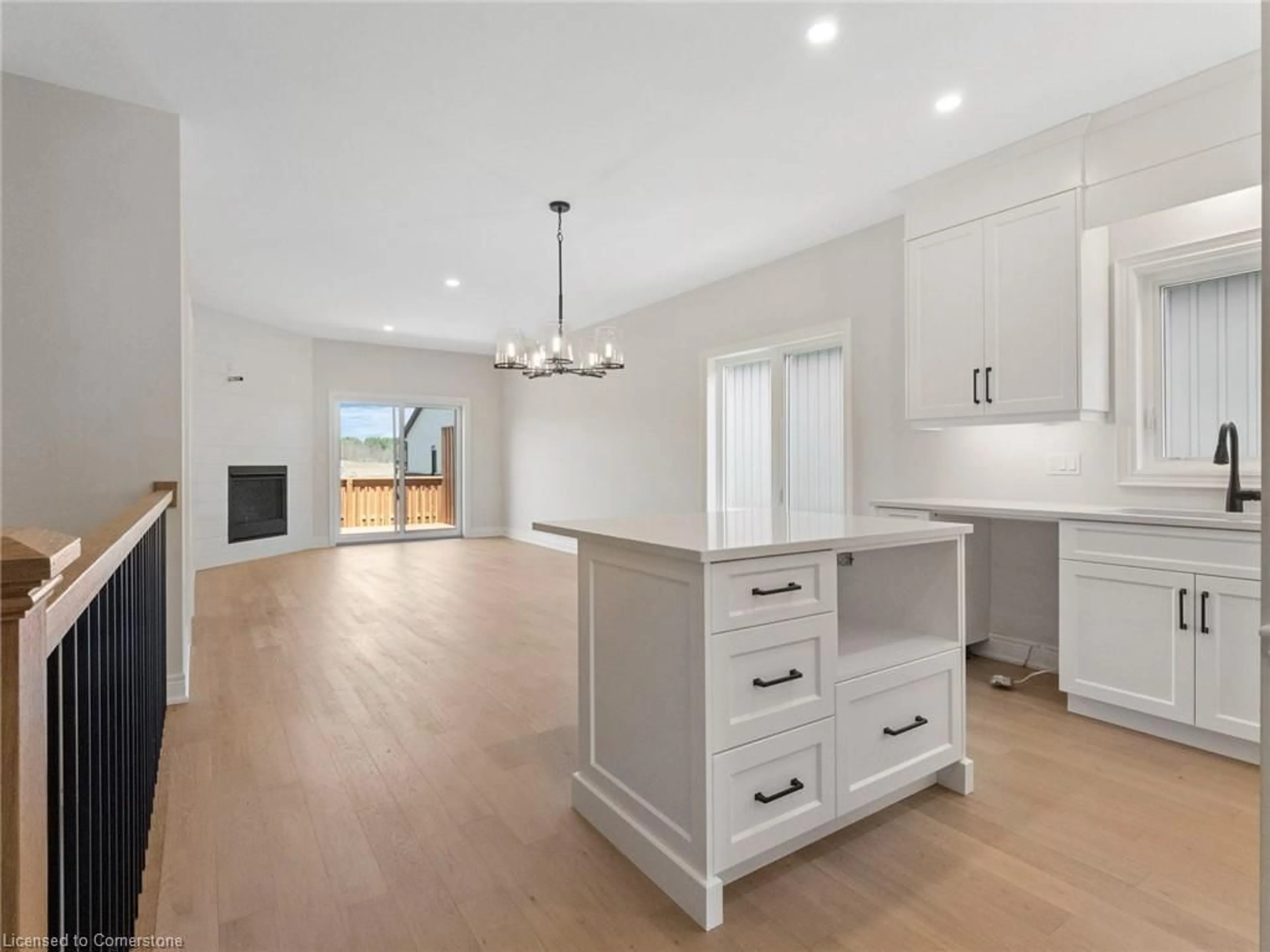 Open concept kitchen, unknown for 21 Austin Dr, Welland Ontario L3B 5N8