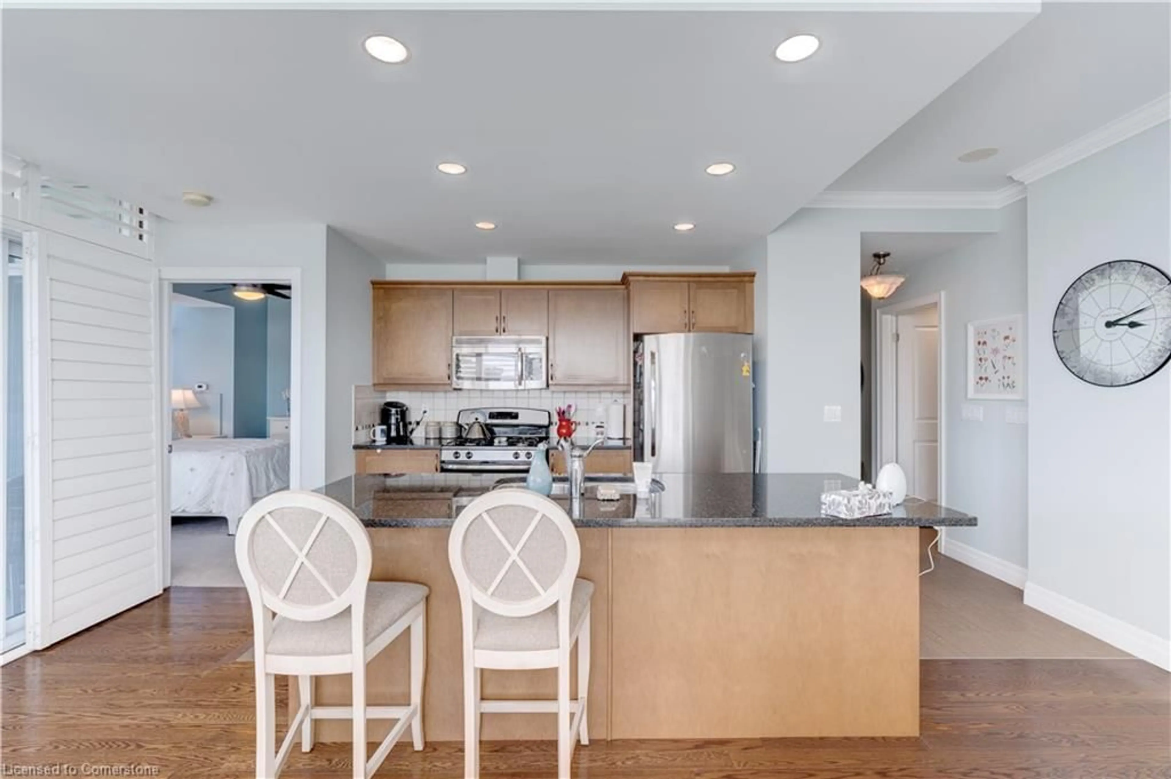 Open concept kitchen, ceramic/tile floor for 360 Pearl St #1204, Burlington Ontario L7R 1E1