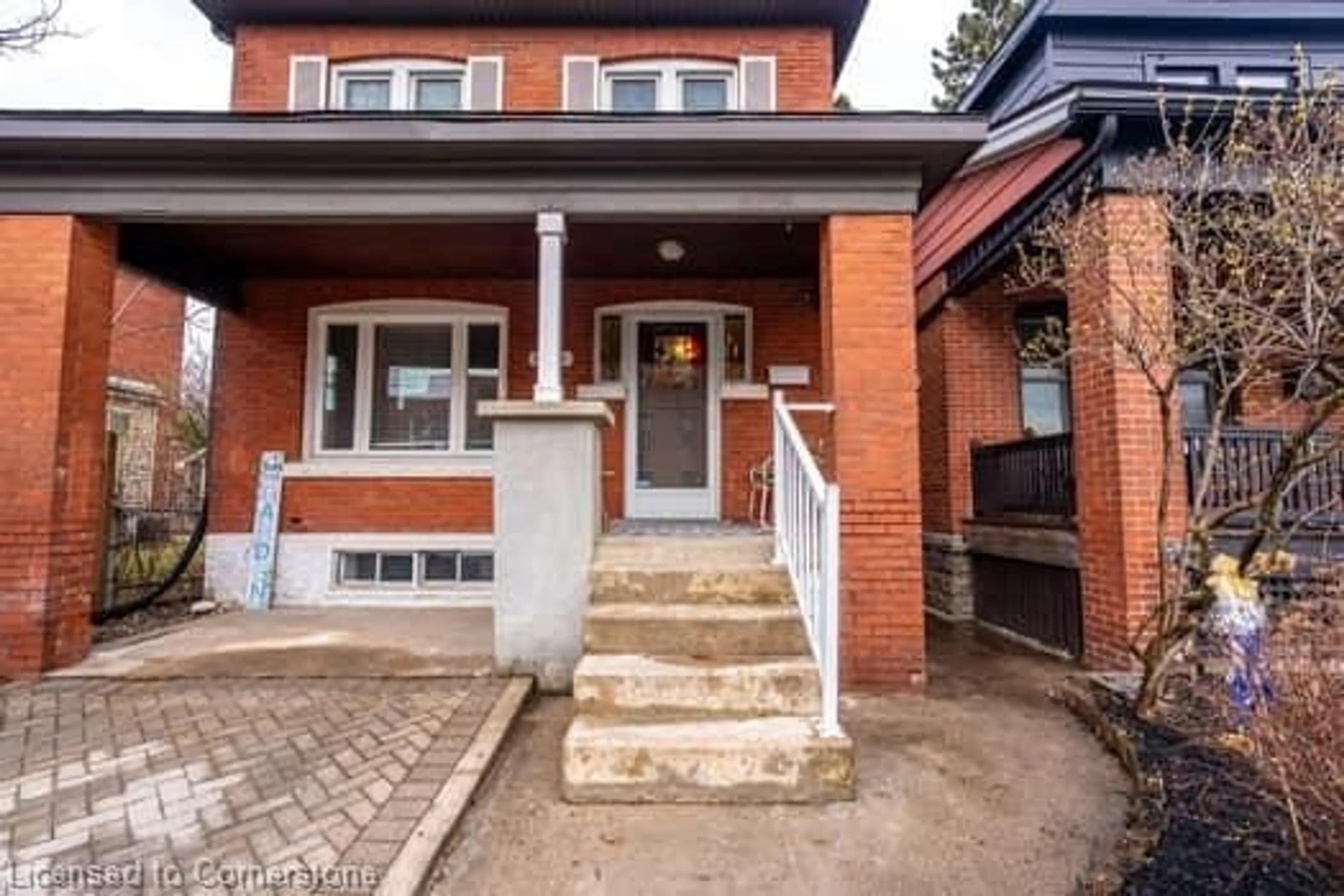 Home with brick exterior material, street for 164 Edgemont St, Hamilton Ontario L8K 2H9