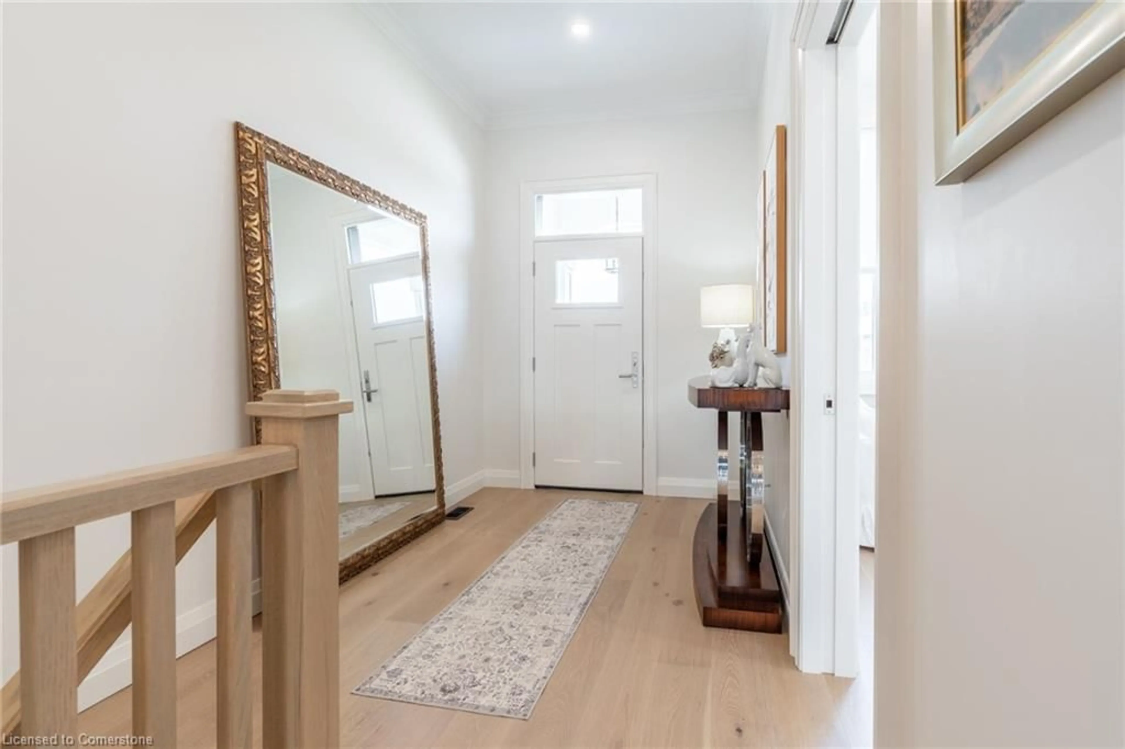 Indoor entryway for 41 Bluenose Dr, Port Dover Ontario N0A 1N7