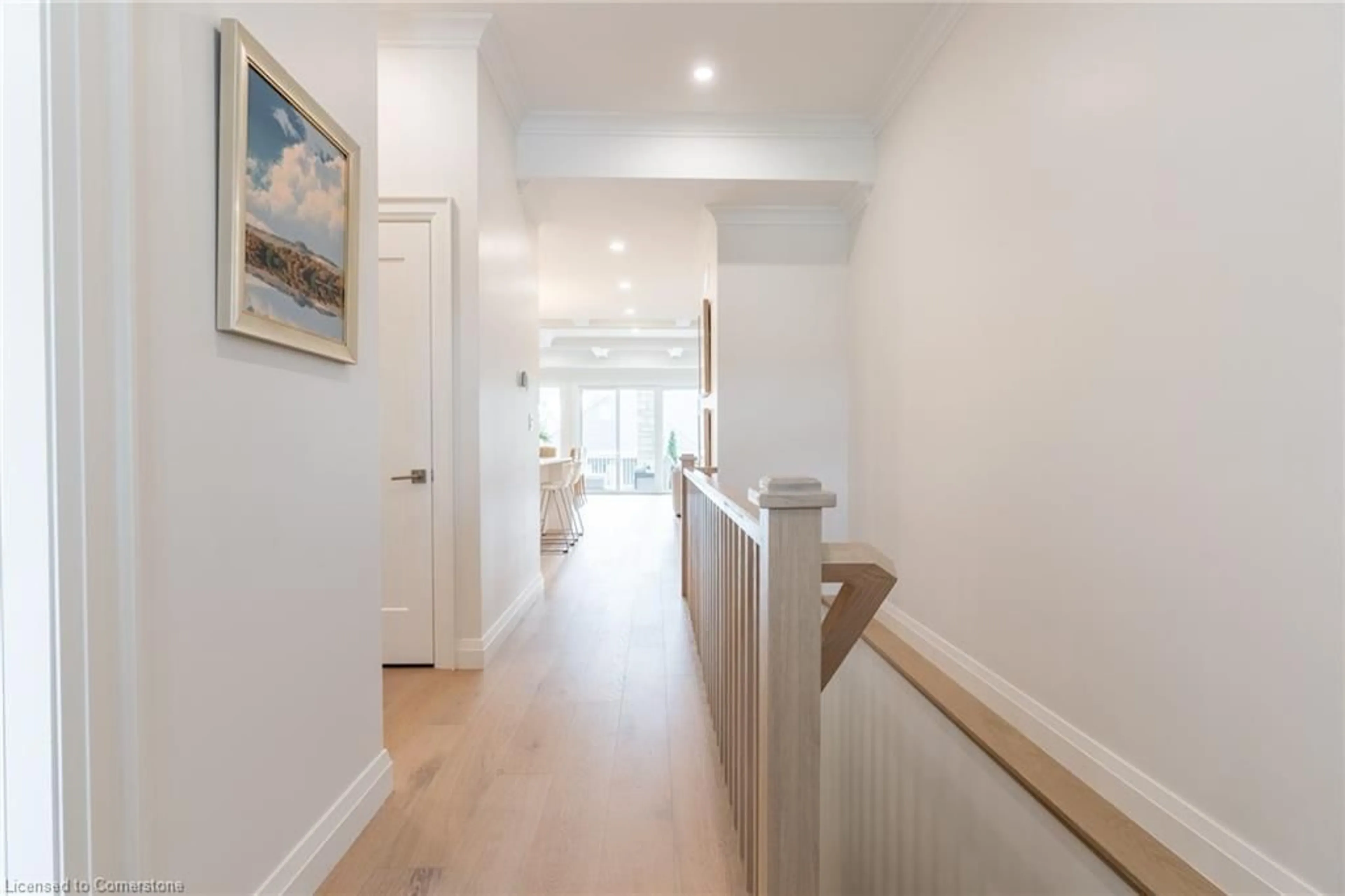 Indoor foyer for 41 Bluenose Dr, Port Dover Ontario N0A 1N7