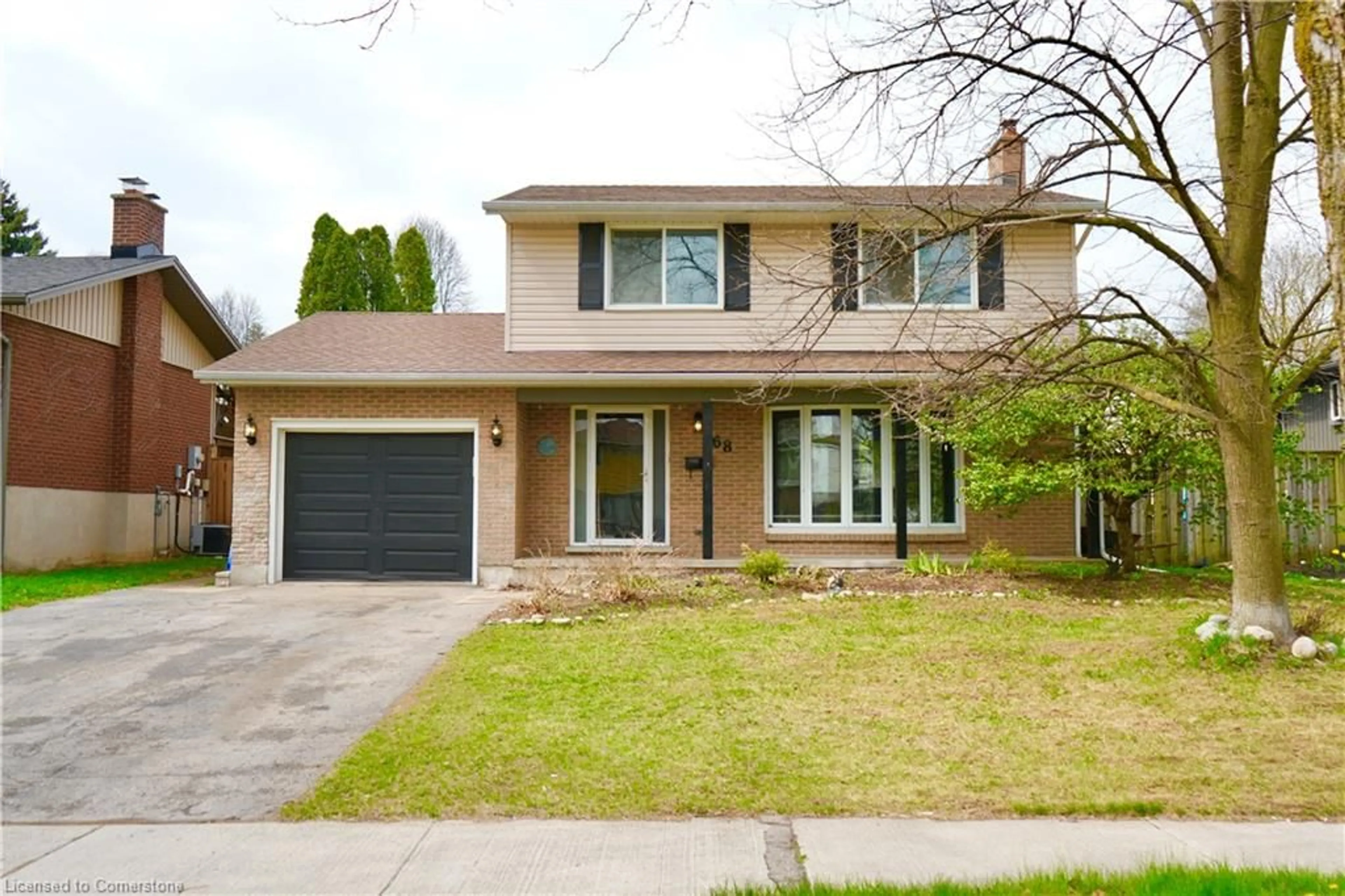 Home with brick exterior material, street for 68 Parkview Cres, Kitchener Ontario N2A 1L9