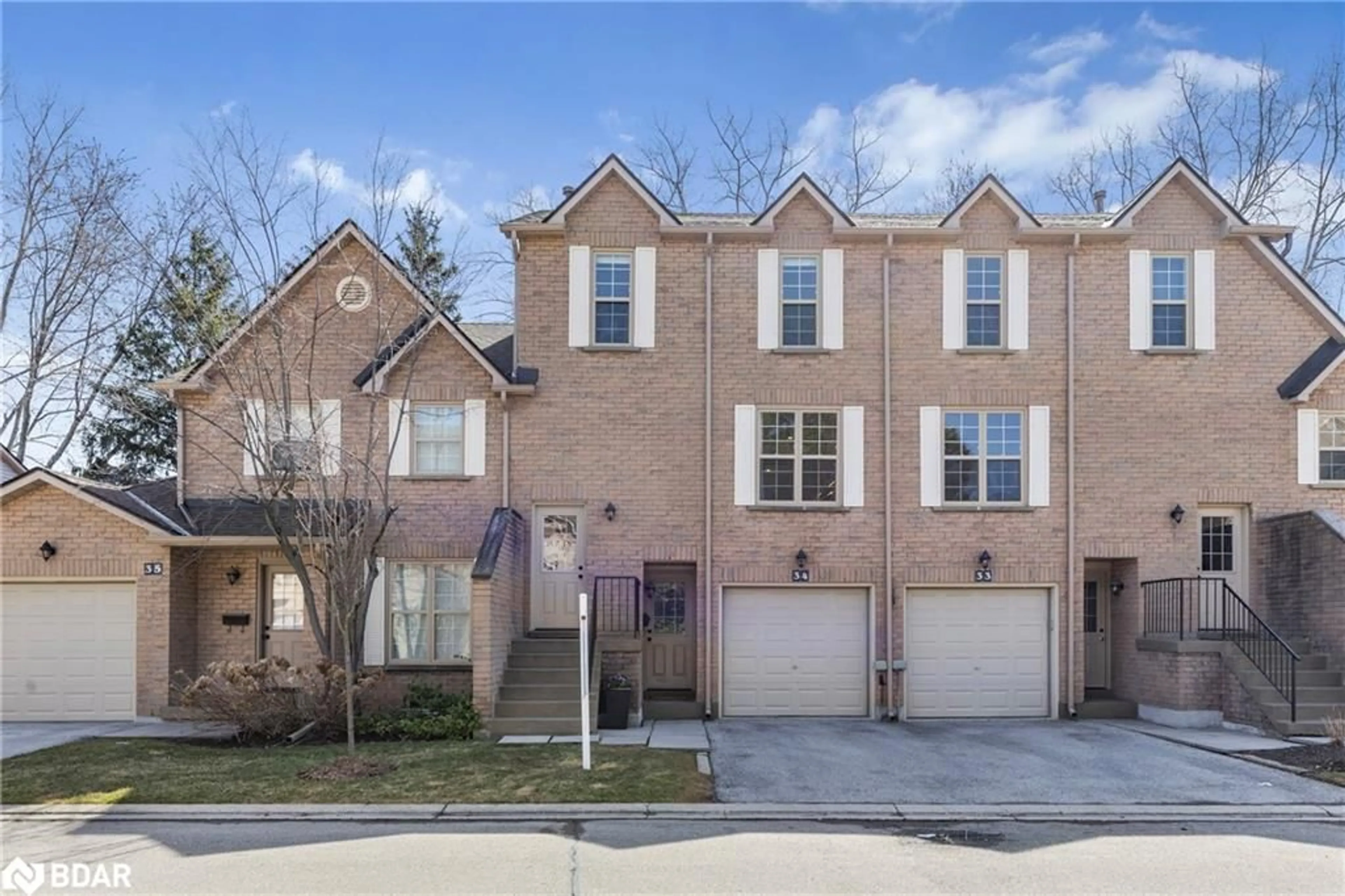 Home with brick exterior material, street for 2272 Mowat Ave #34, Oakville Ontario L6H 5L8