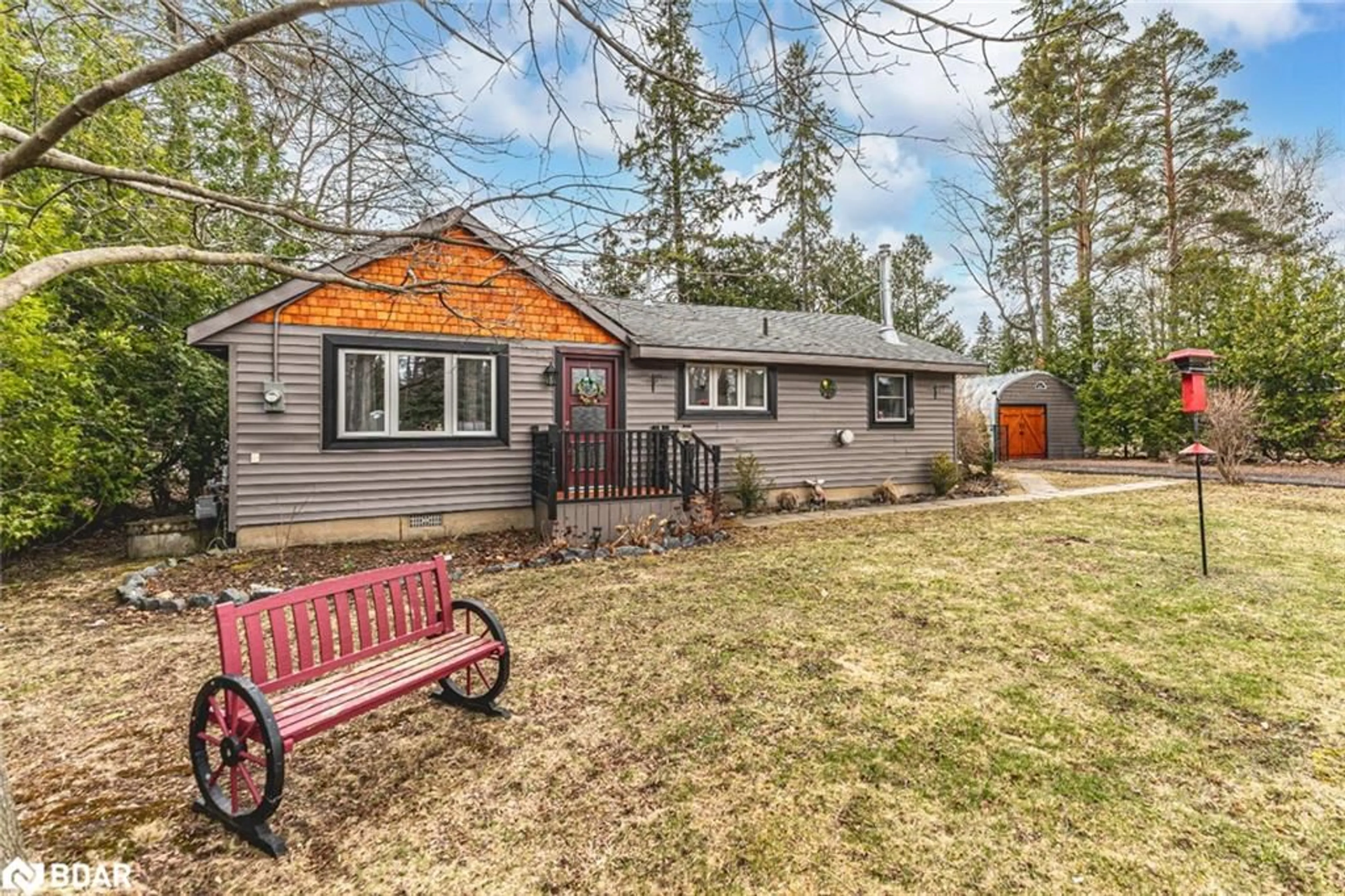 Home with vinyl exterior material, street for 759 Florence Rd, Innisfil Ontario L9S 2E2