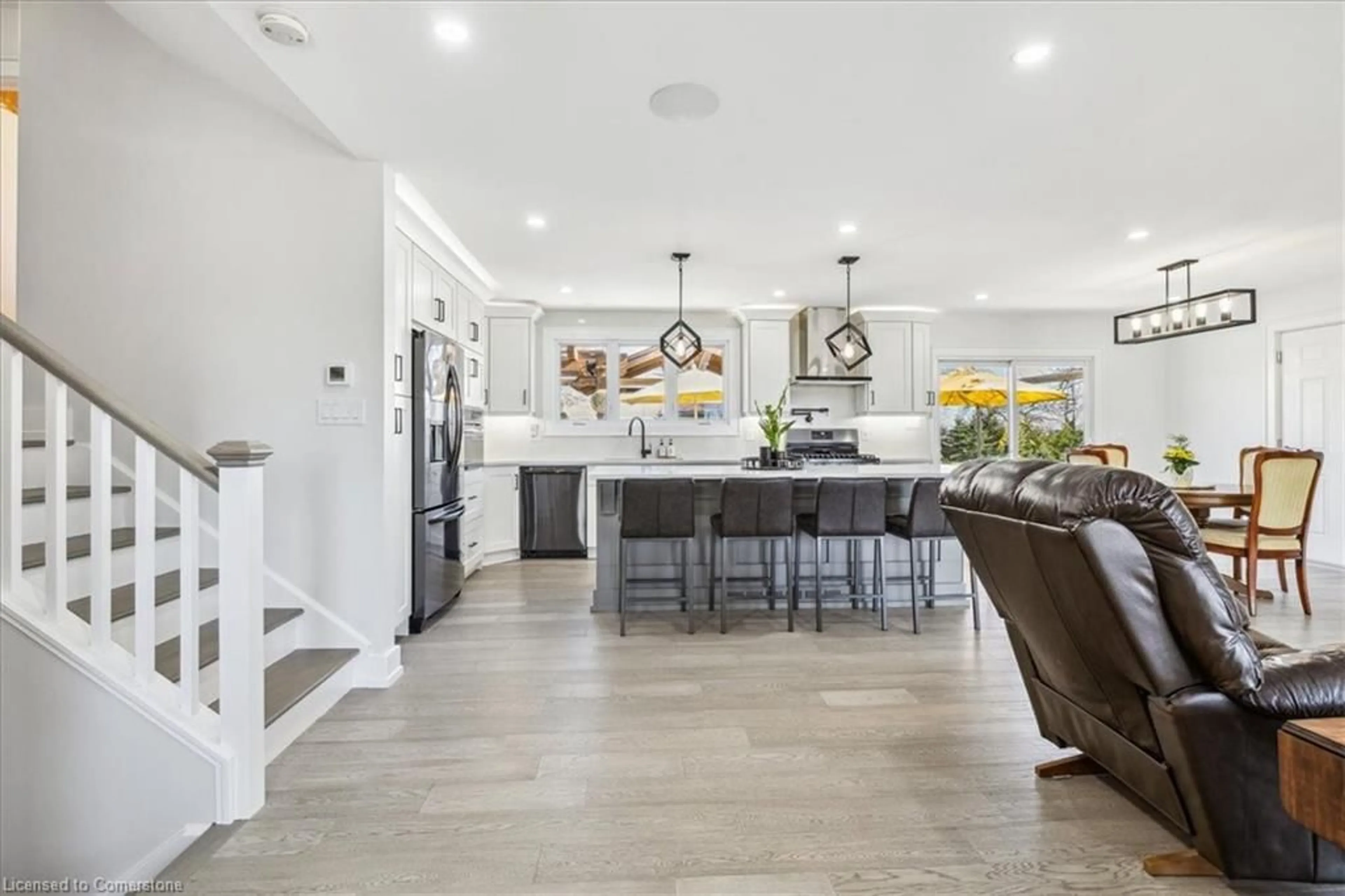 Open concept kitchen, ceramic/tile floor for 3278 Golf Club Rd, Hannon Ontario L0R 1P0