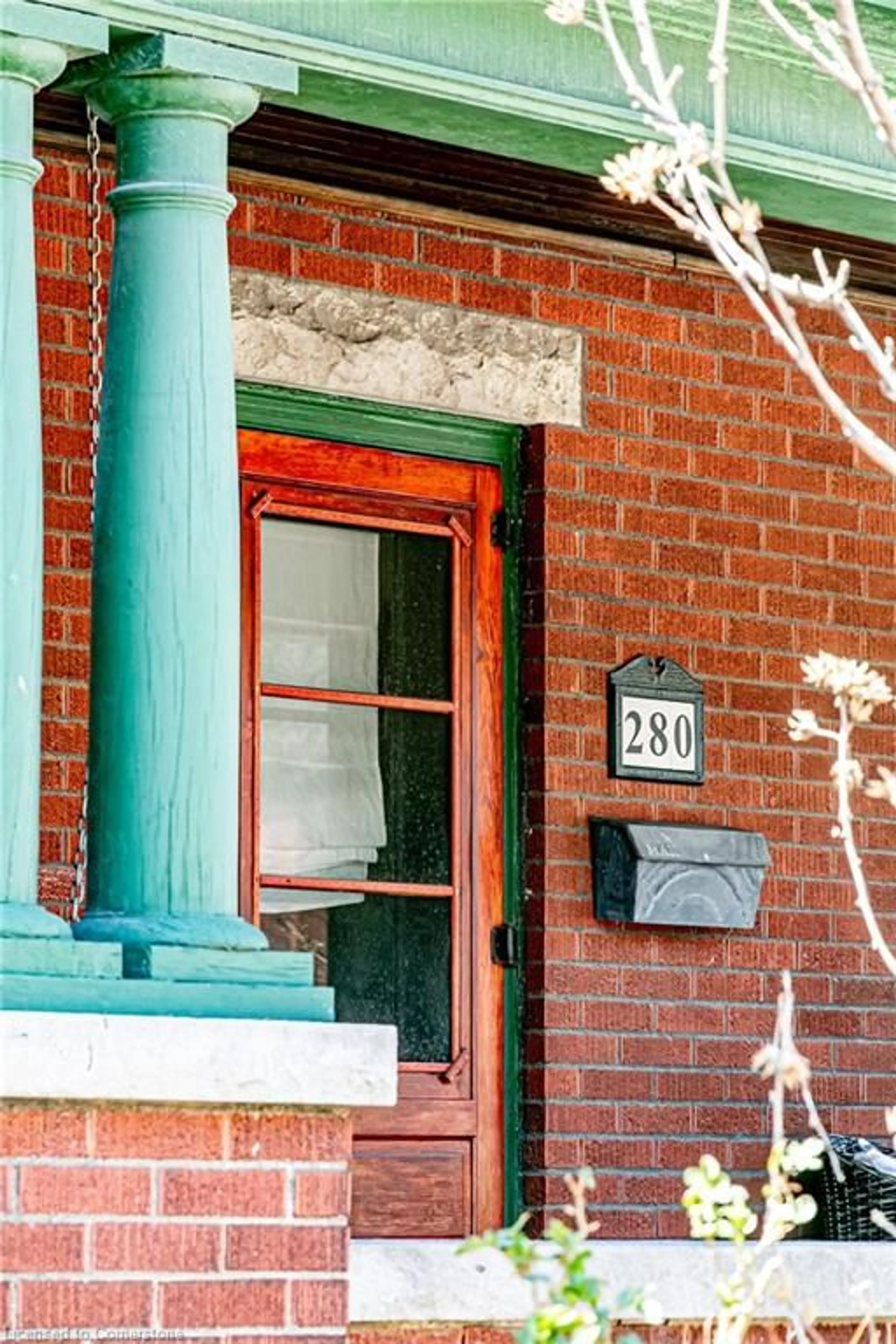 Home with brick exterior material, street for 280 Locke St, Hamilton Ontario L8P 4C1