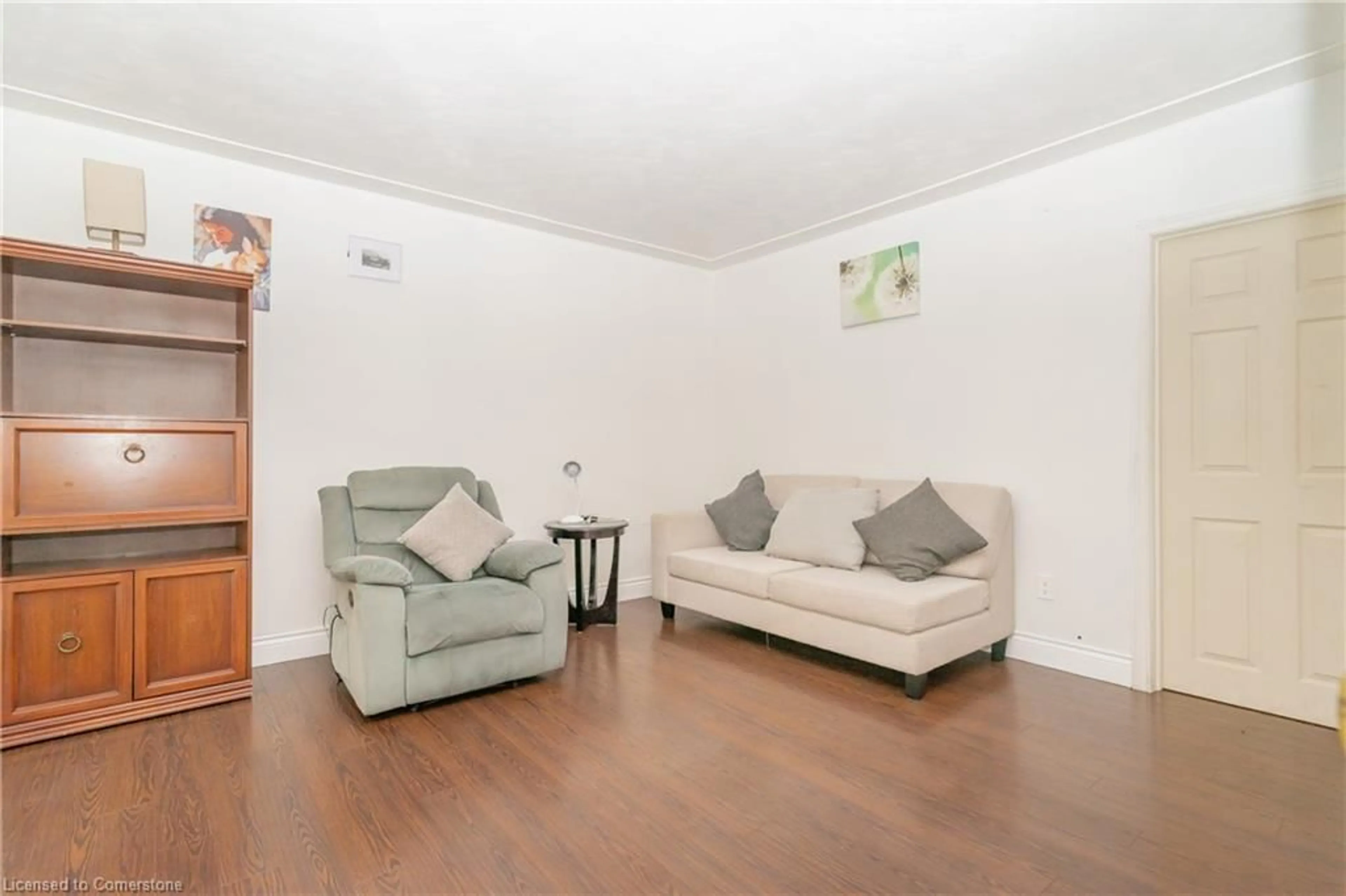 Living room with furniture, unknown for 574 Upper Sherman Ave, Hamilton Ontario L8V 3M1