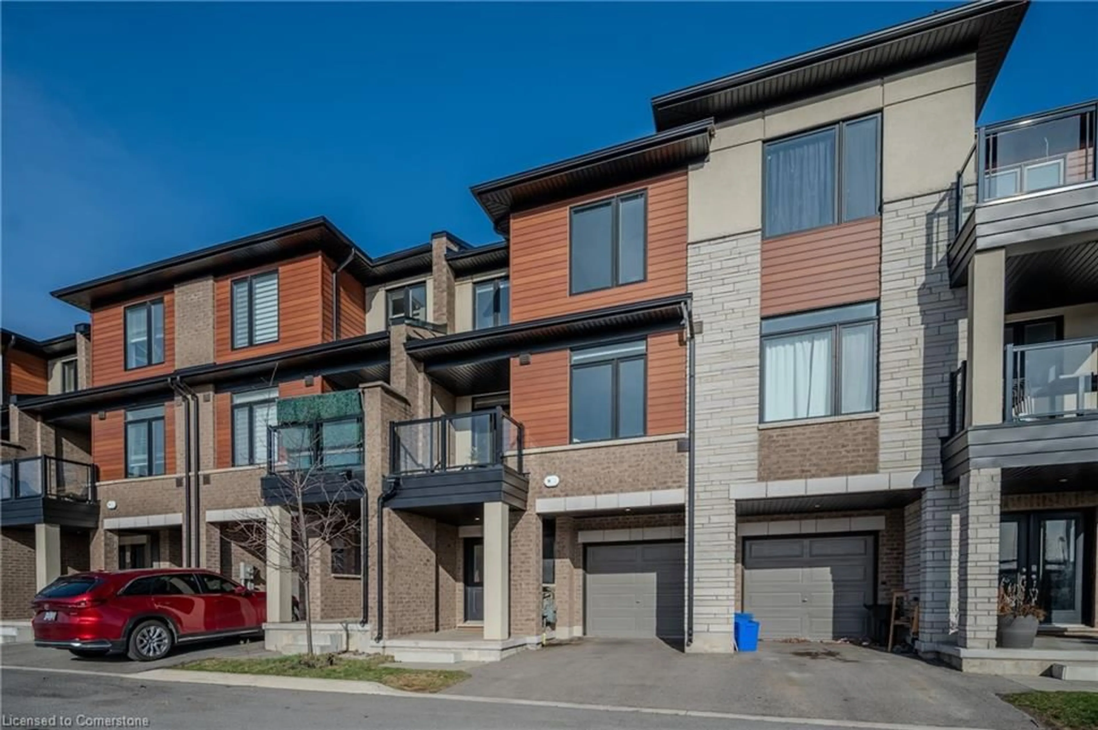 Home with brick exterior material, street for 590 North Service Rd #66, Hamilton Ontario L8E 0K5