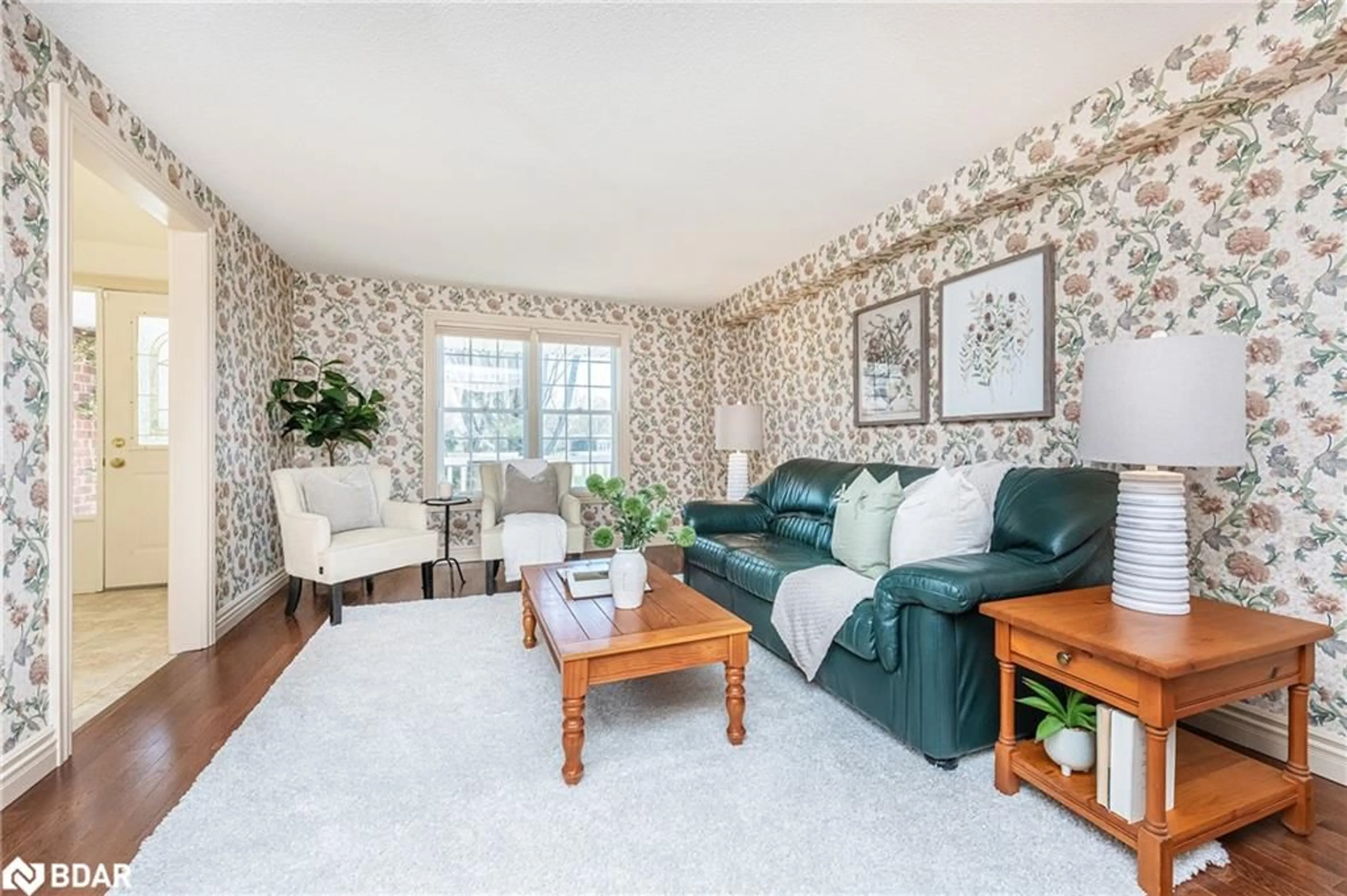 Living room with furniture, unknown for 222 Walsh Cres, Orangeville Ontario L9W 4Y1