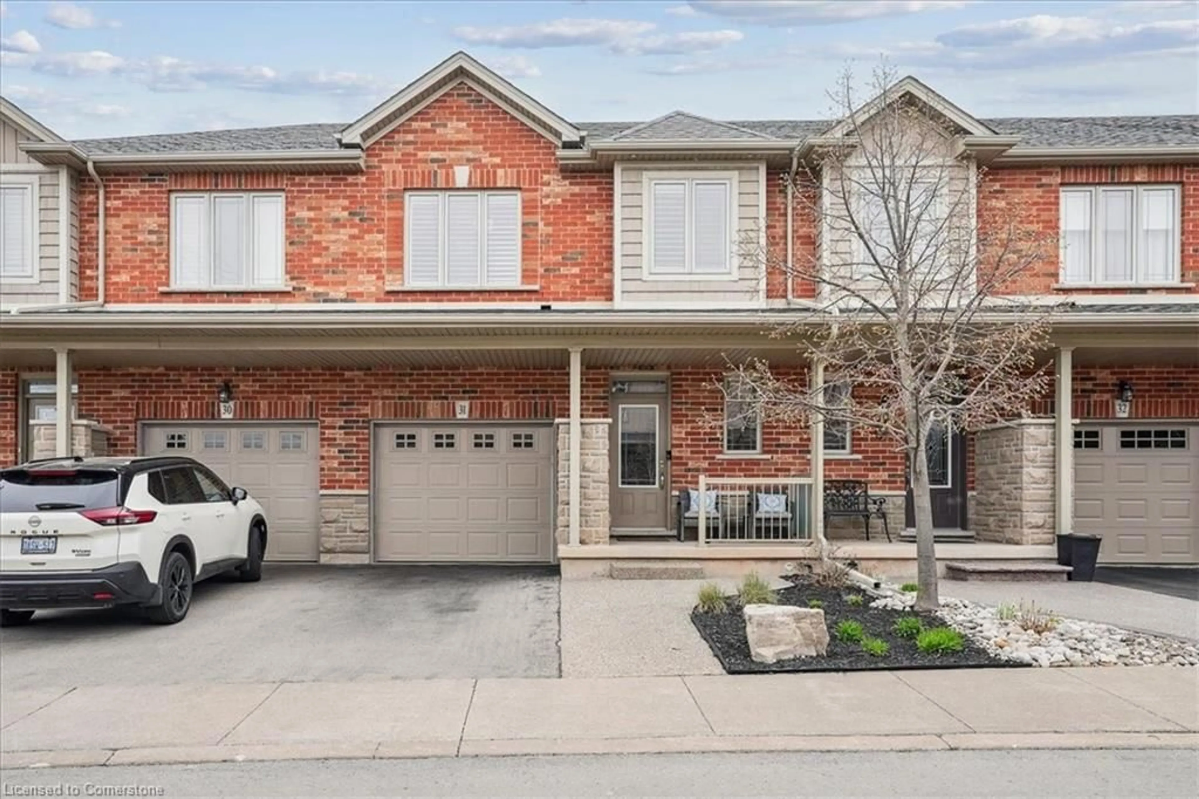 Home with brick exterior material, street for 380 Lake St #31, Grimsby Ontario L3M 0E8