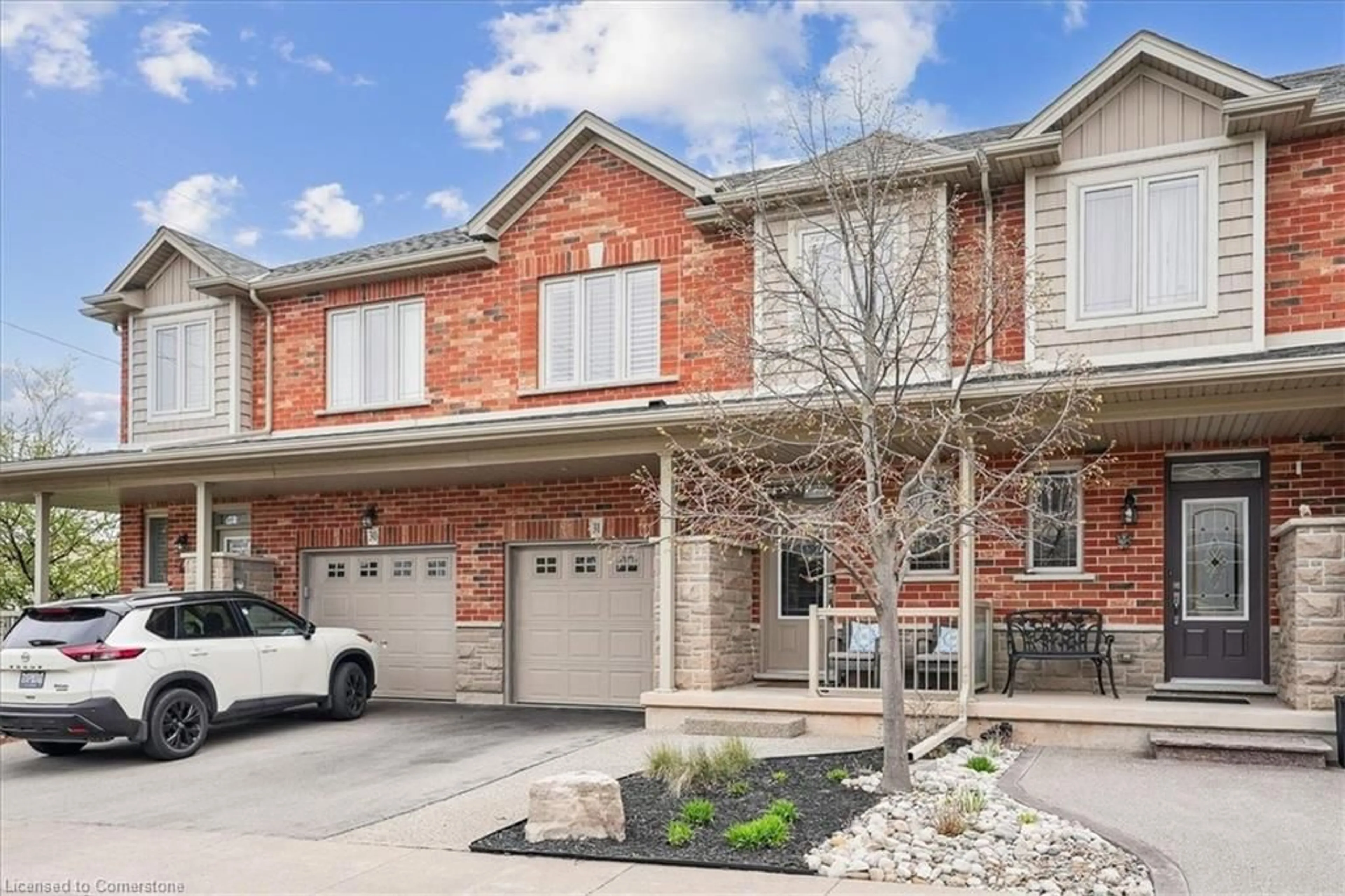 Home with brick exterior material, street for 380 Lake St #31, Grimsby Ontario L3M 0E8