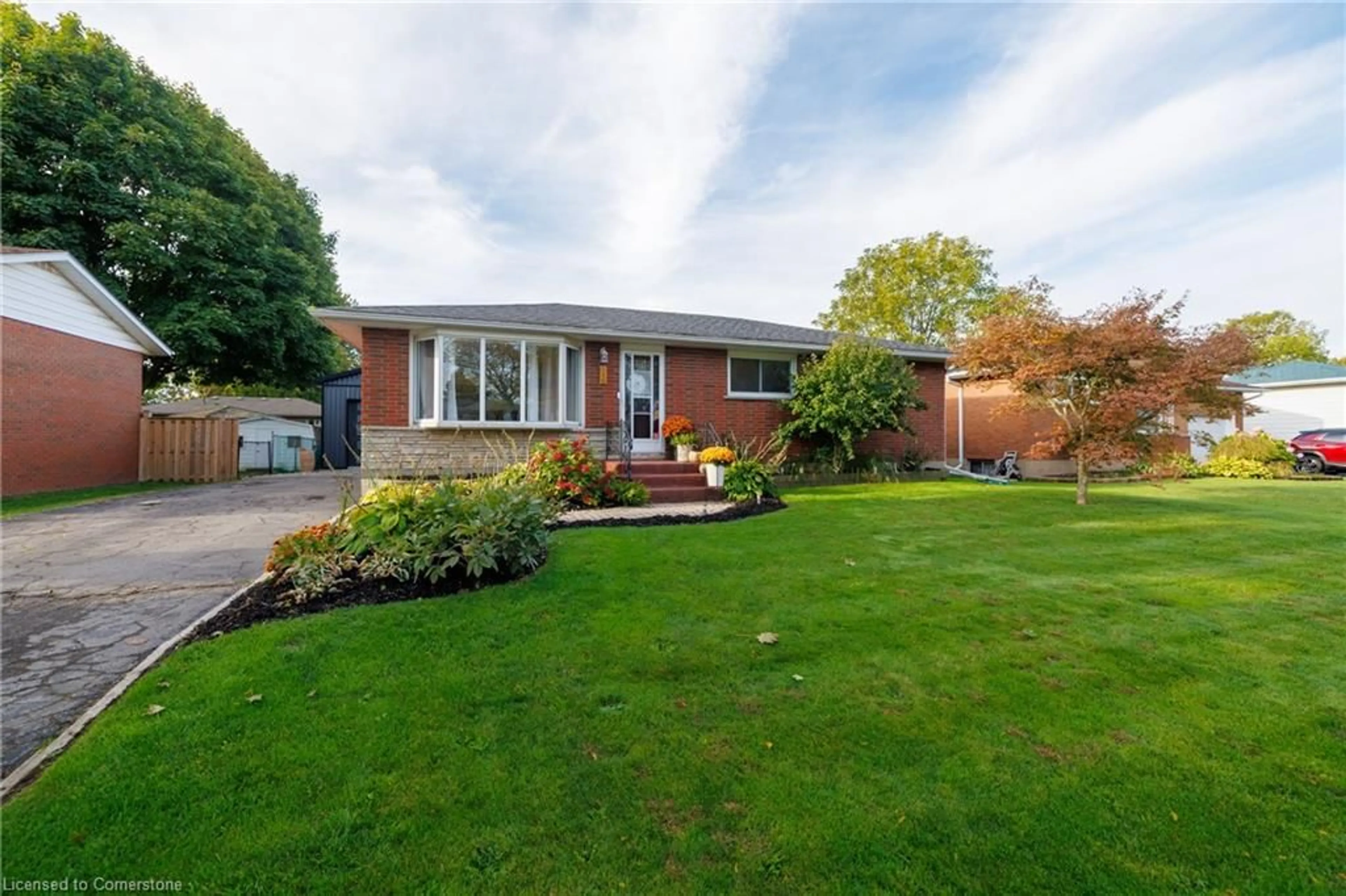 A pic from outside/outdoor area/front of a property/back of a property/a pic from drone, street for 148 Cleary Ave, Dunnville Ontario N1A 1A3