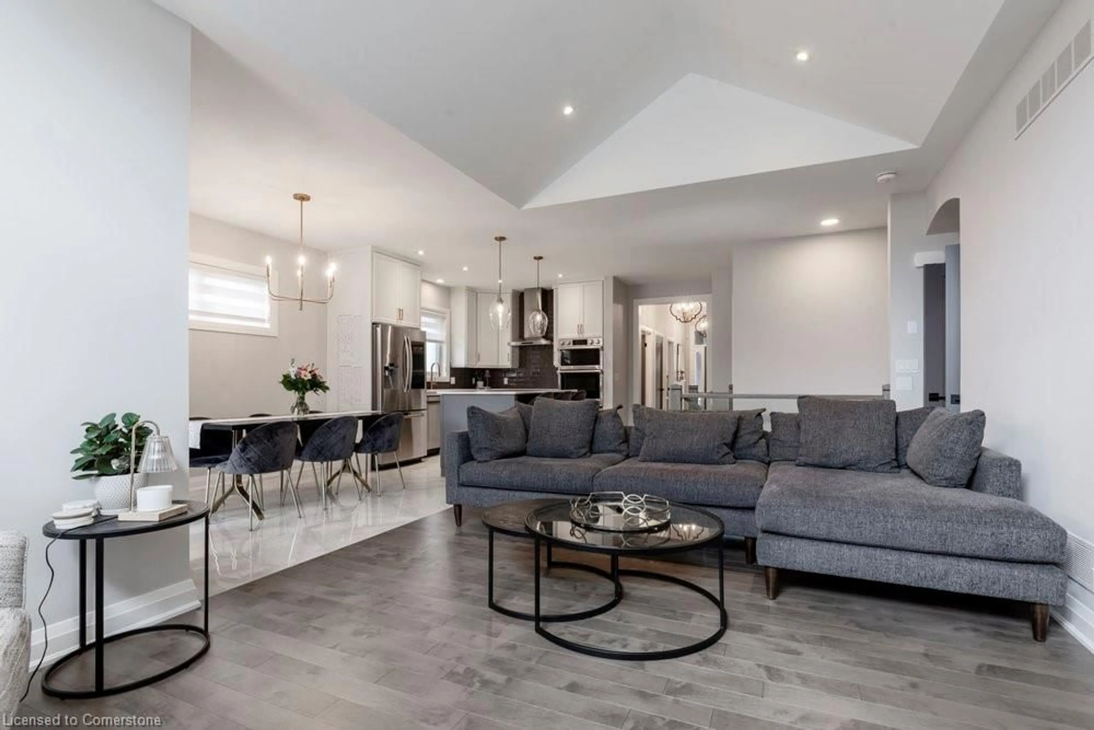 Living room with furniture, unknown for 98 Carrick Trail, Welland Ontario L3B 0E8