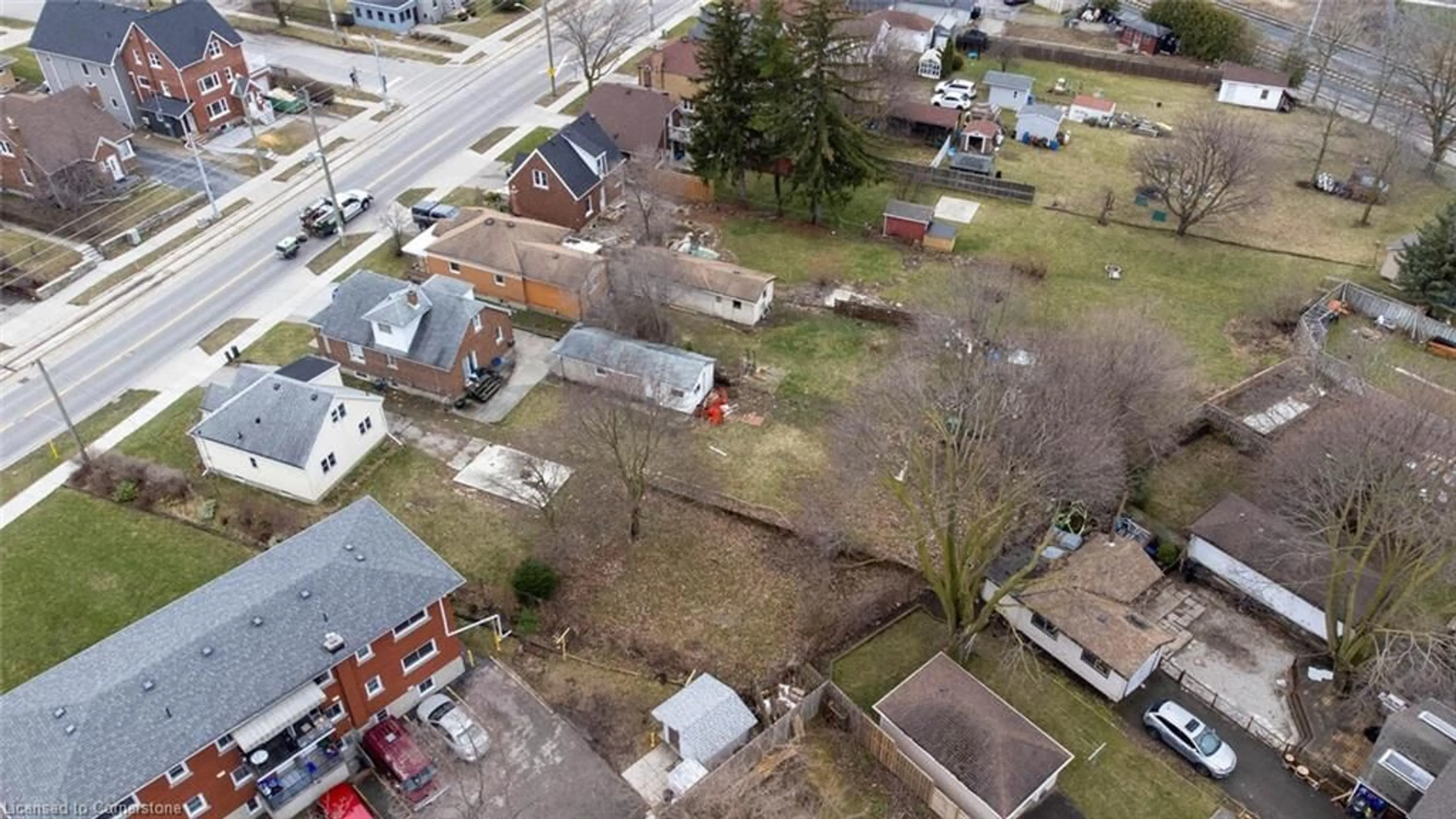 A pic from outside/outdoor area/front of a property/back of a property/a pic from drone, street for 288 Ottawa St, Kitchener Ontario N2G 3T6