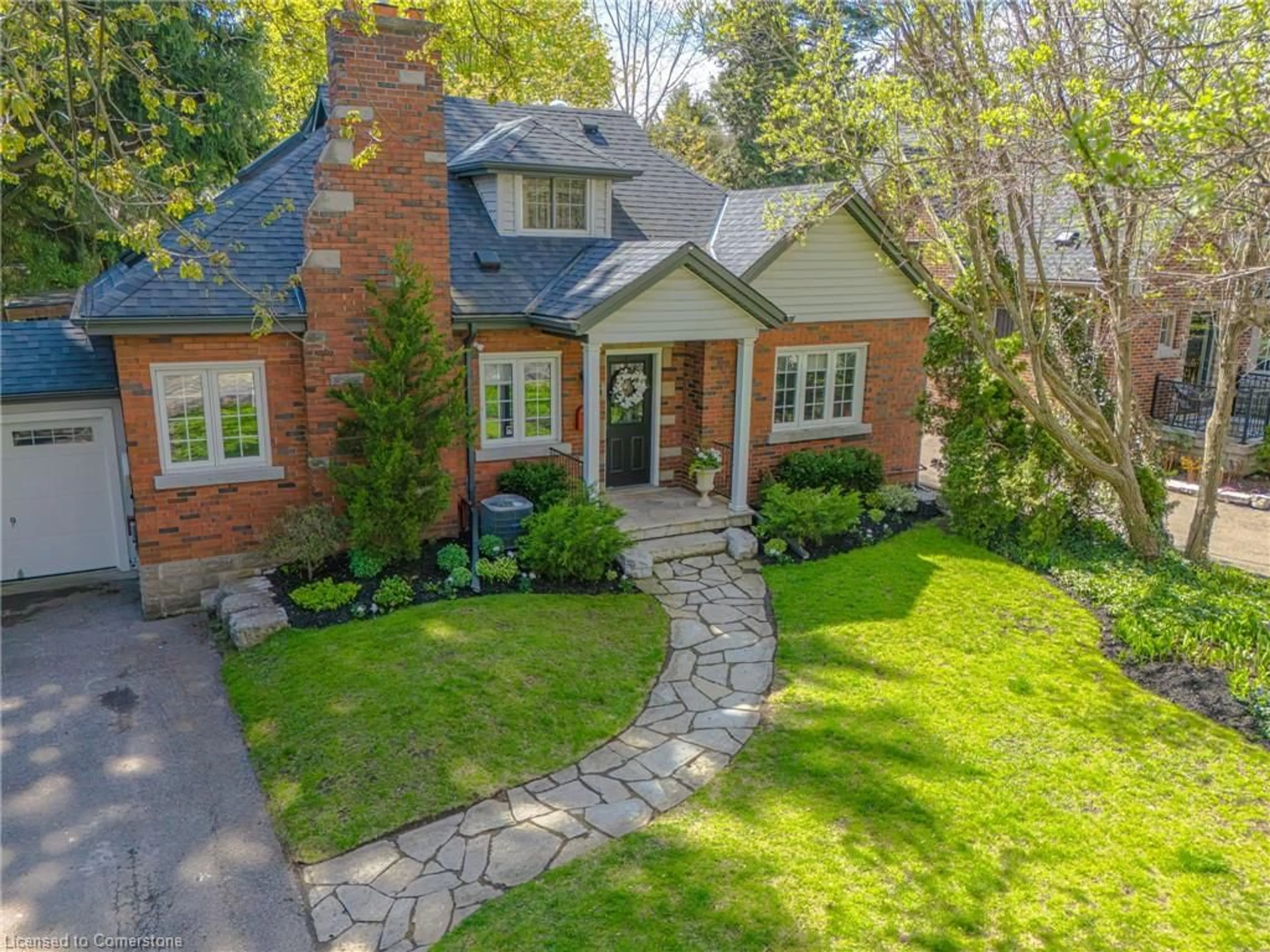 Home with brick exterior material, street for 6 Tweedsmuir Ave, Dundas Ontario L9H 4H5