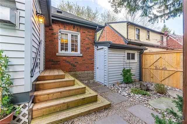 Additional property image - 6 Tweedsmuir Ave
