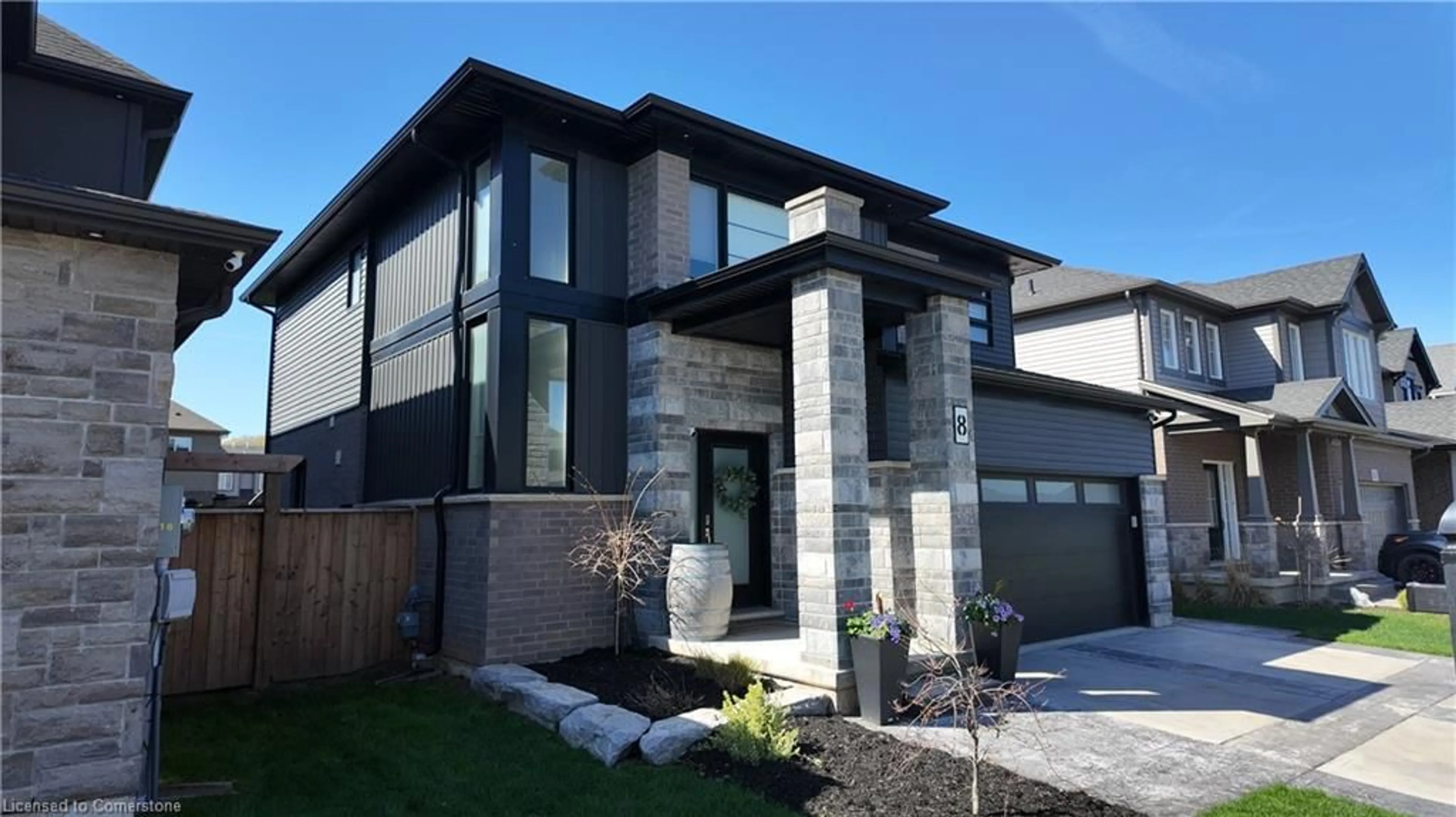 Home with brick exterior material, street for 8 Myrtle Street, Fonthill Ontario L0S 1E6
