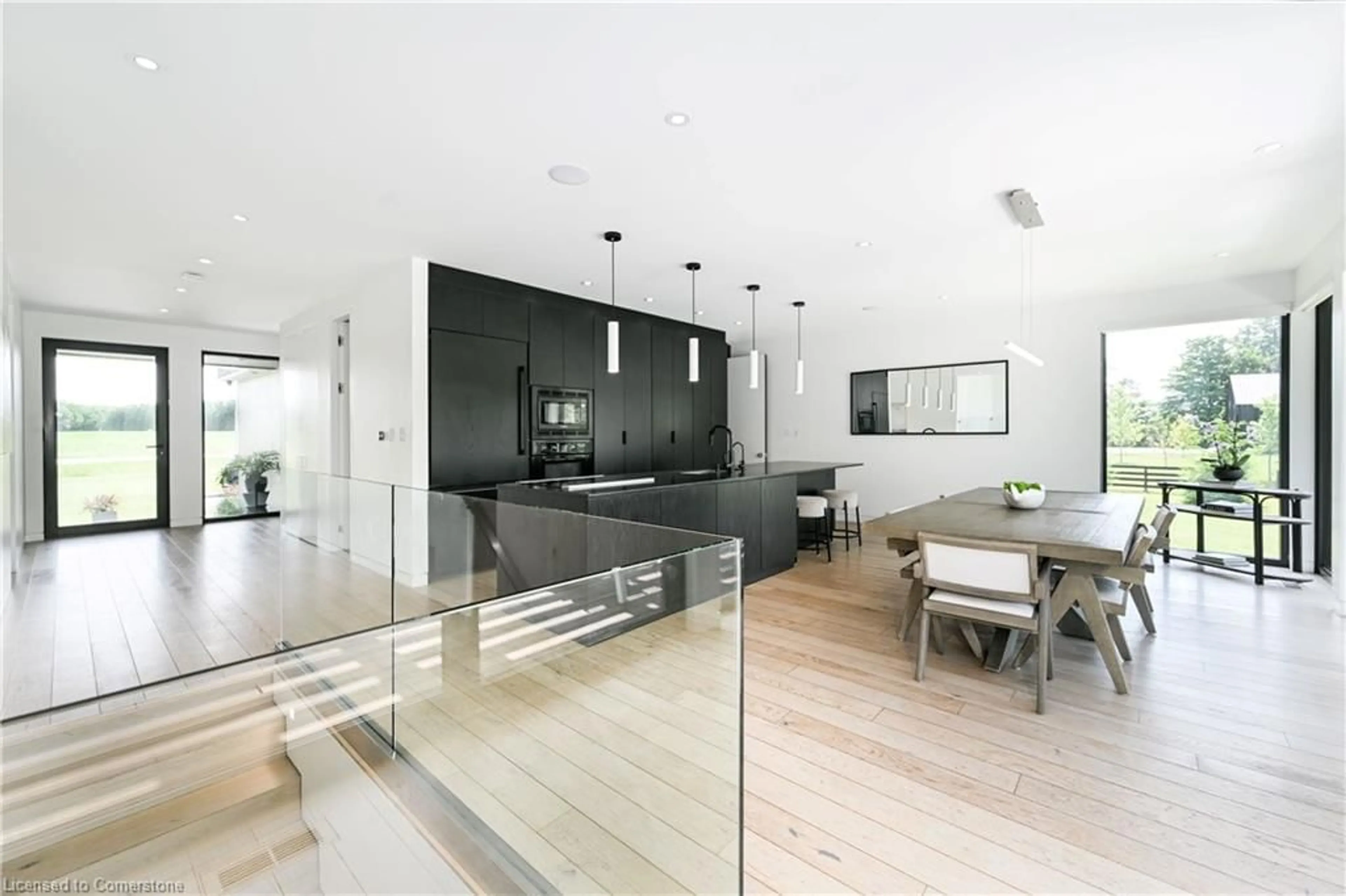 Contemporary kitchen, unknown for 5542 Winston Churchill Blvd, Erin Ontario N0L 1W0