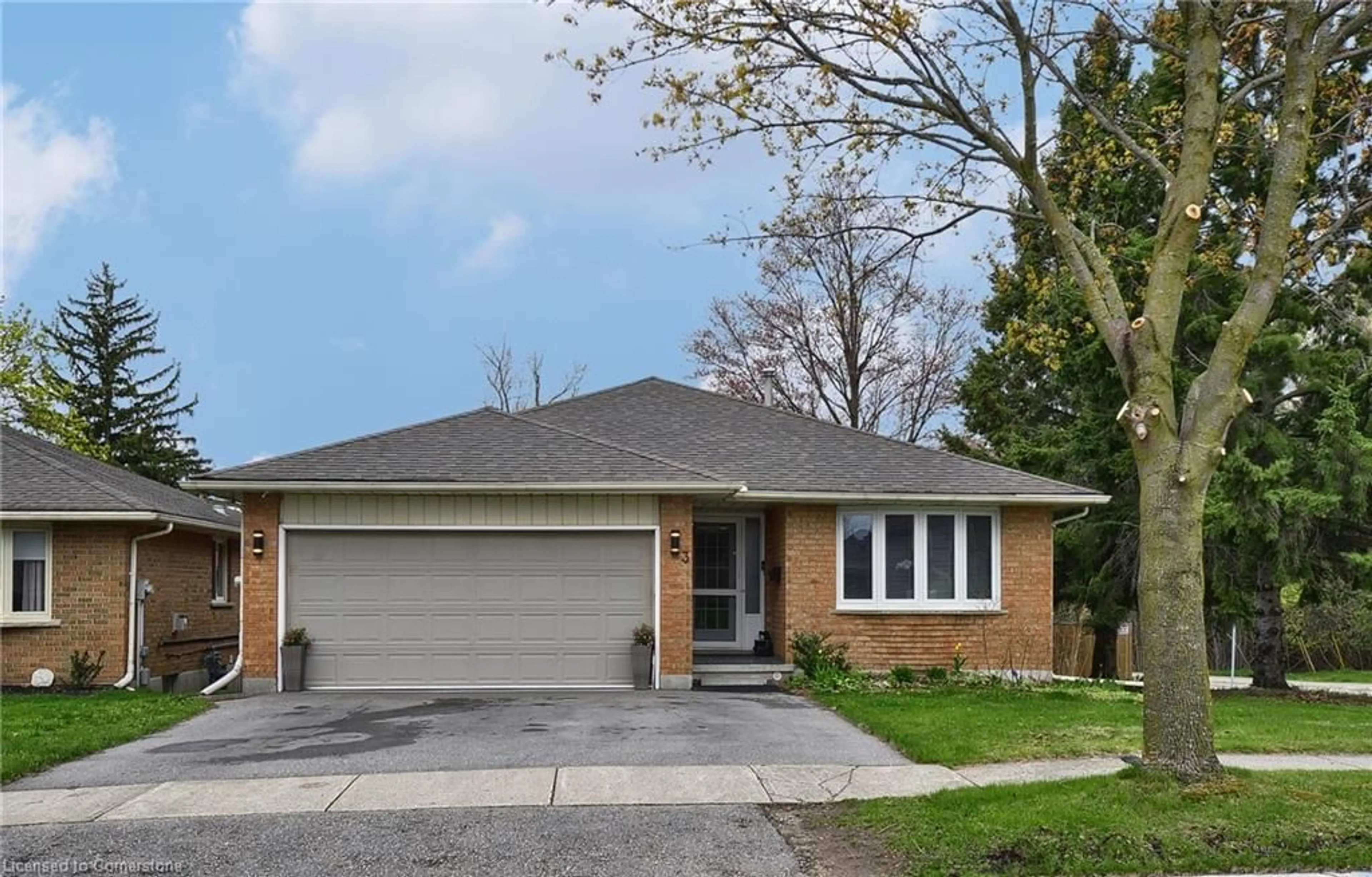 Home with brick exterior material, street for 3 Maxwell Dr, Kitchener Ontario N2R 1A3