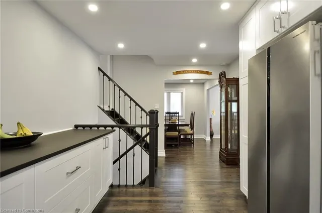 Additional property image - 3 Maxwell Dr