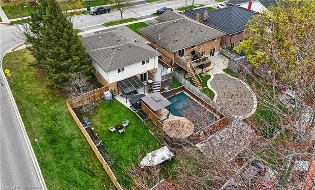 Additional property image - 3 Maxwell Dr
