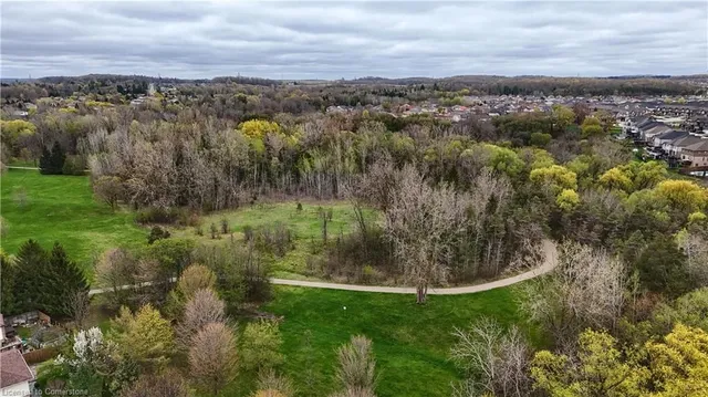 Additional property image - 3 Maxwell Dr