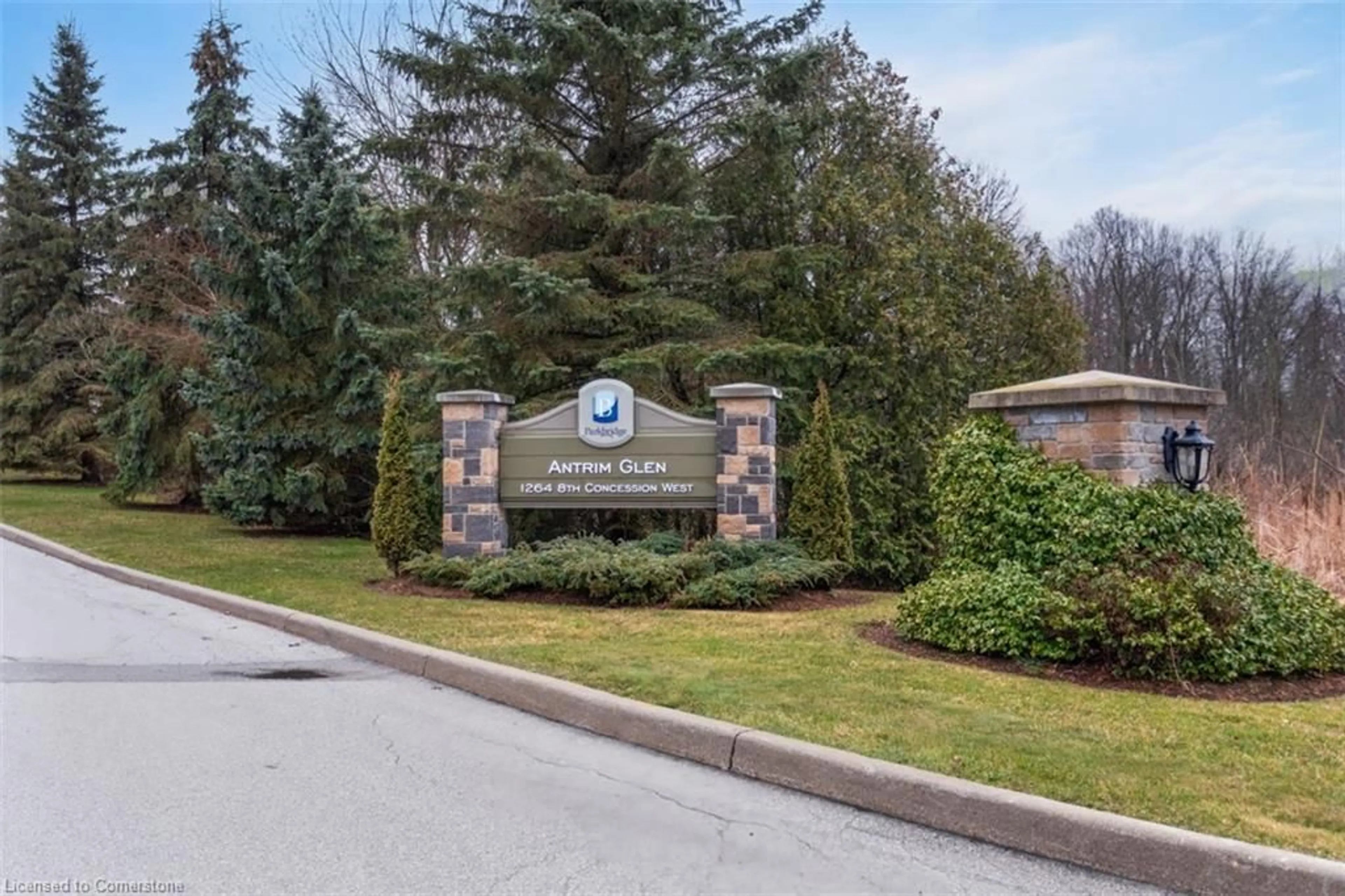 Unknown for 114 Glenariff Dr, Freelton Ontario L8B 1A5