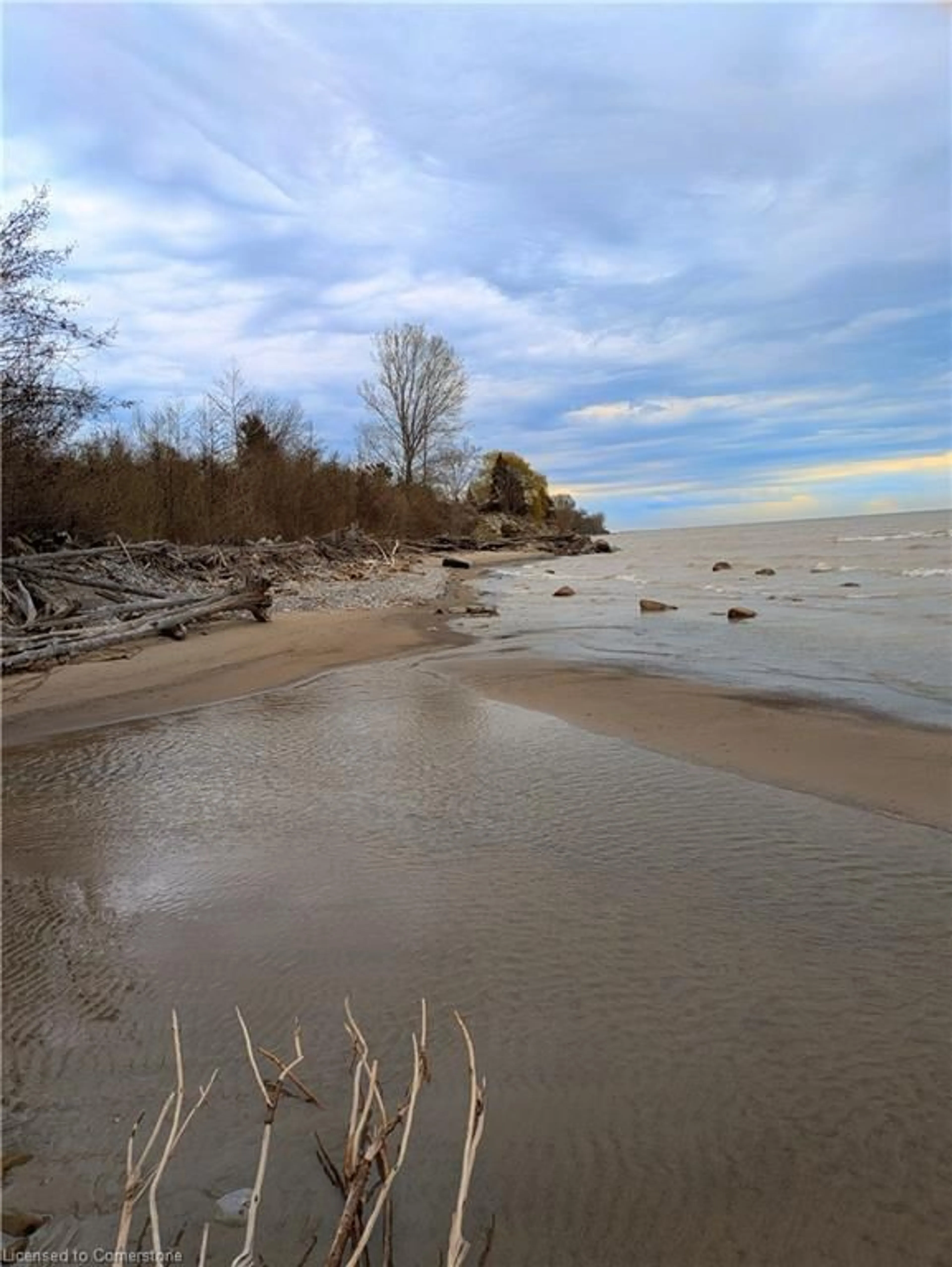 Blurry image for LAKESHORE N/A Rd, Port Rowan Ontario N0E 1M0