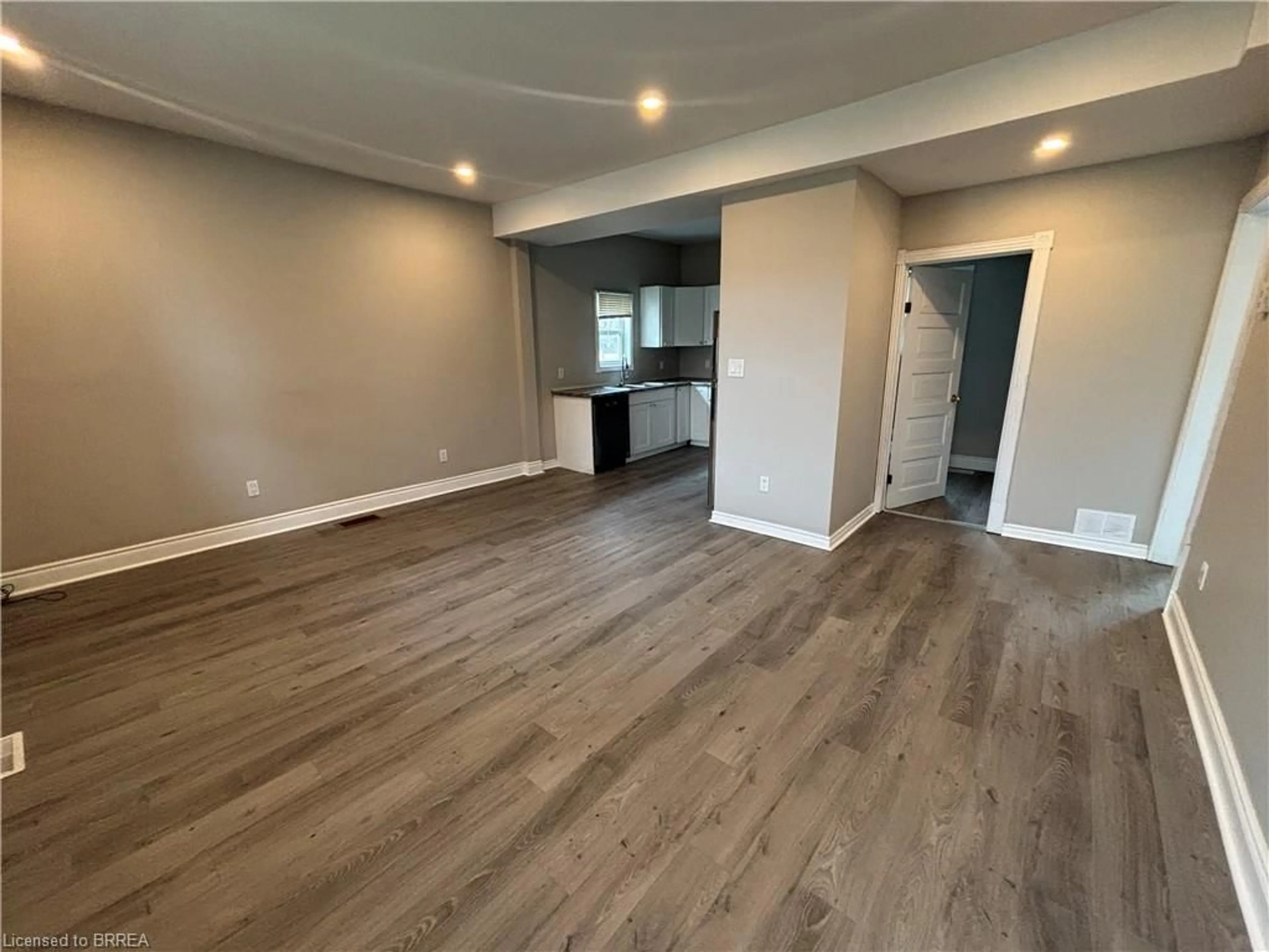 A pic of a room for 196 Marlborough St, Brantford Ontario N3T 4T1
