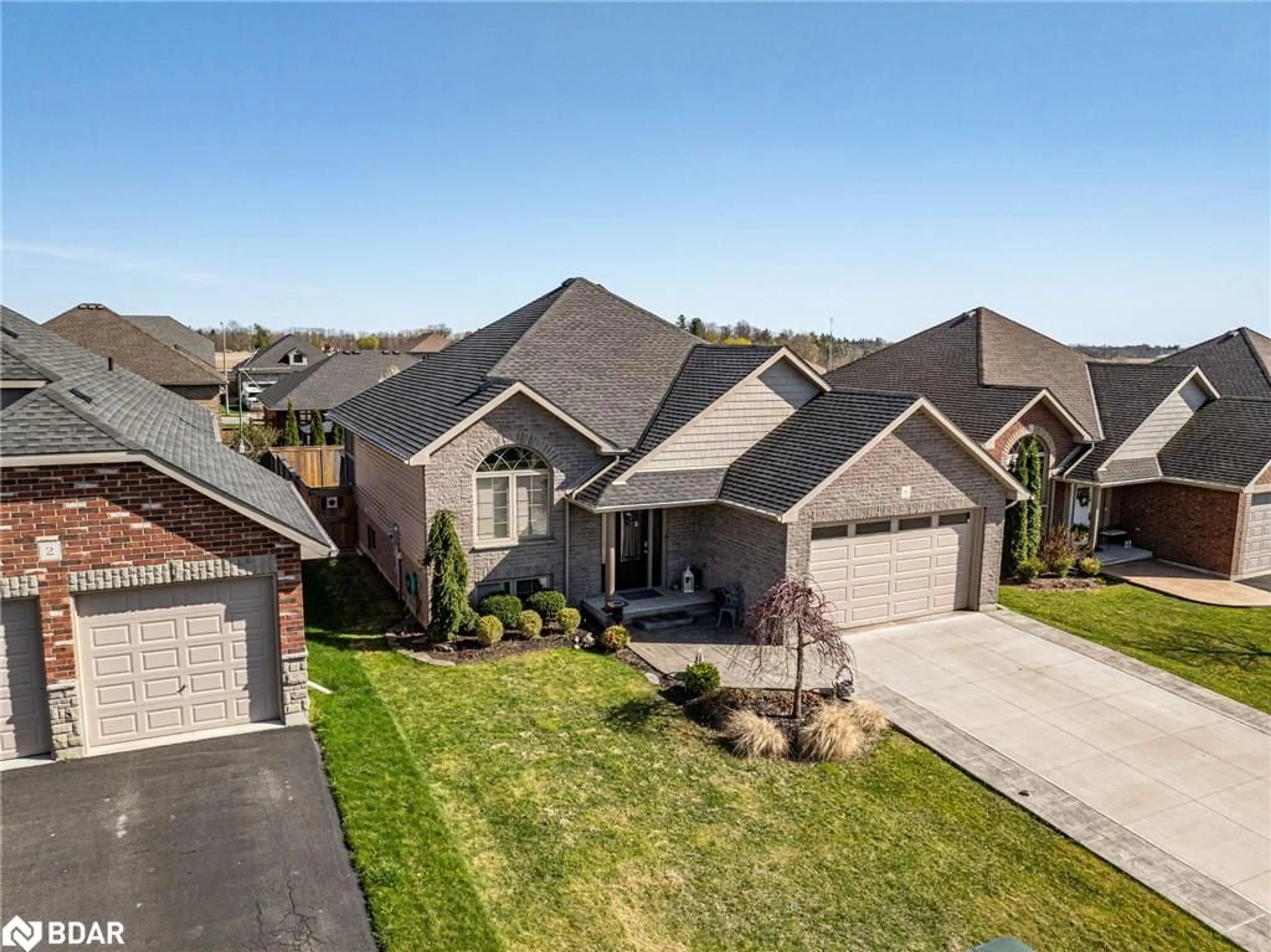 A pic from outside/outdoor area/front of a property/back of a property/a pic from drone, street for 6 Redbud Cres, Simcoe Ontario N3Y 4L1