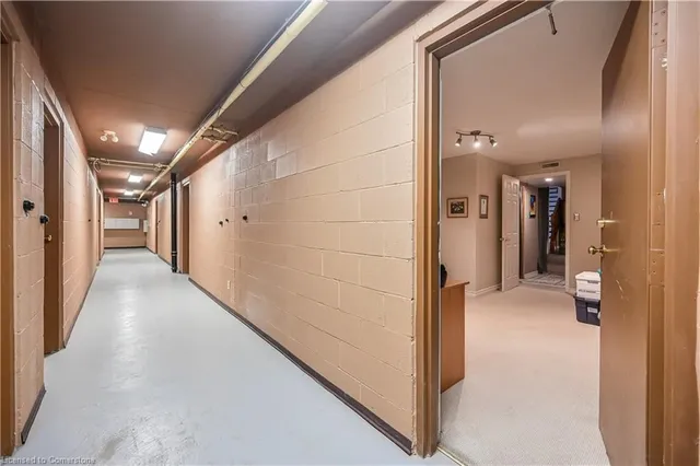 Additional property image - 895 Maple Ave Unit 304