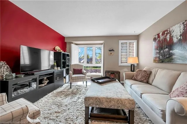Additional property image - 895 Maple Ave Unit 304
