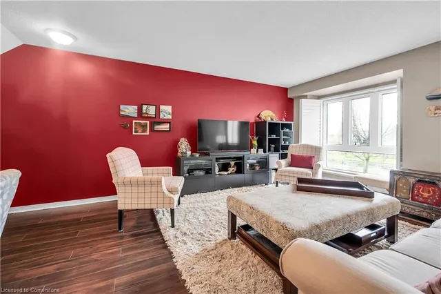 Additional property image - 895 Maple Ave Unit 304