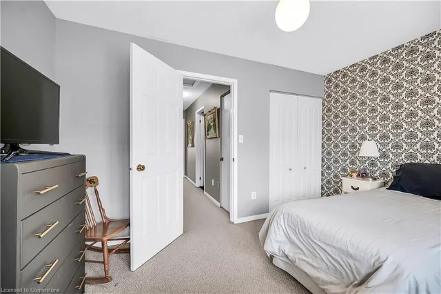Additional property image - 895 Maple Ave Unit 304