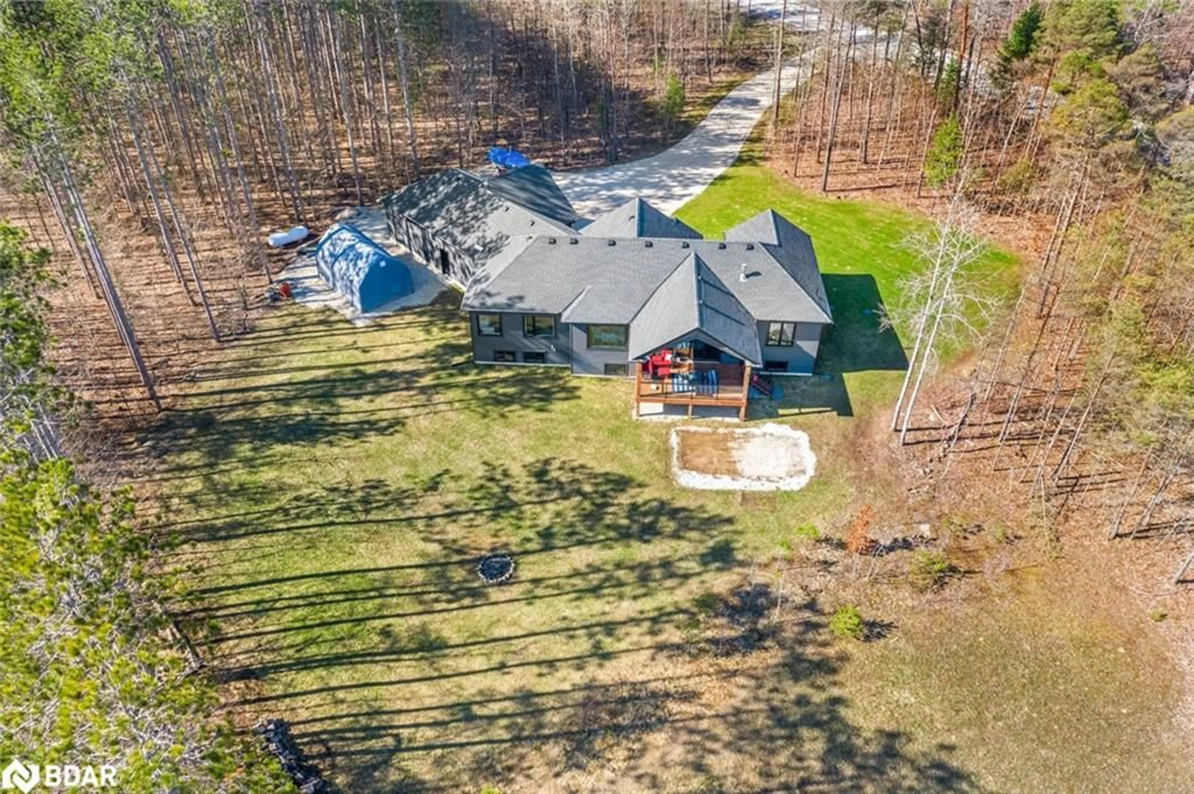 A pic from outside/outdoor area/front of a property/back of a property/a pic from drone, unknown for 3091 Centre Line Road, New Lowell Ontario L0M 1N0