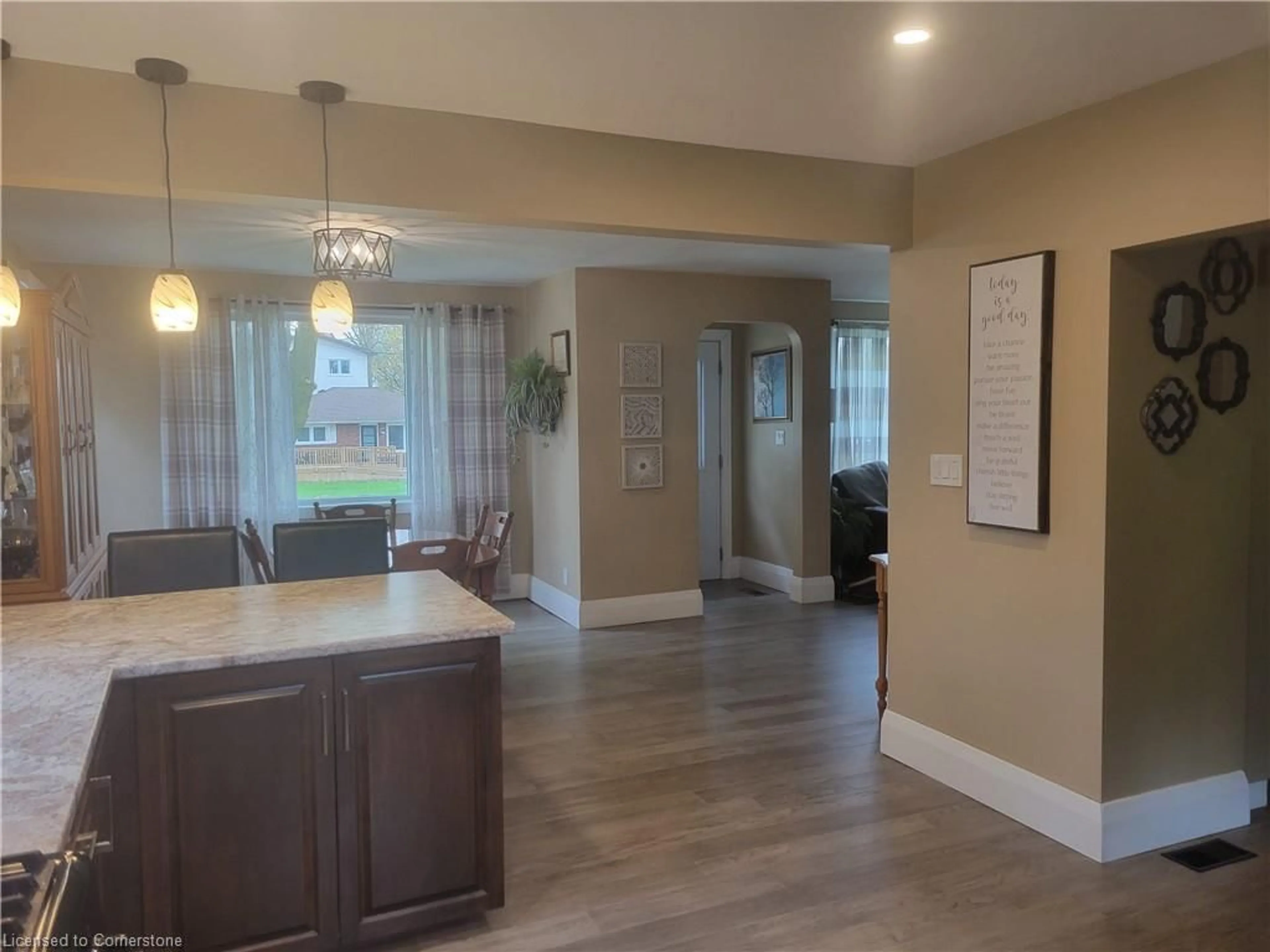Open concept kitchen, unknown for 93 Bee St, Woodstock Ontario N4S 3Z2