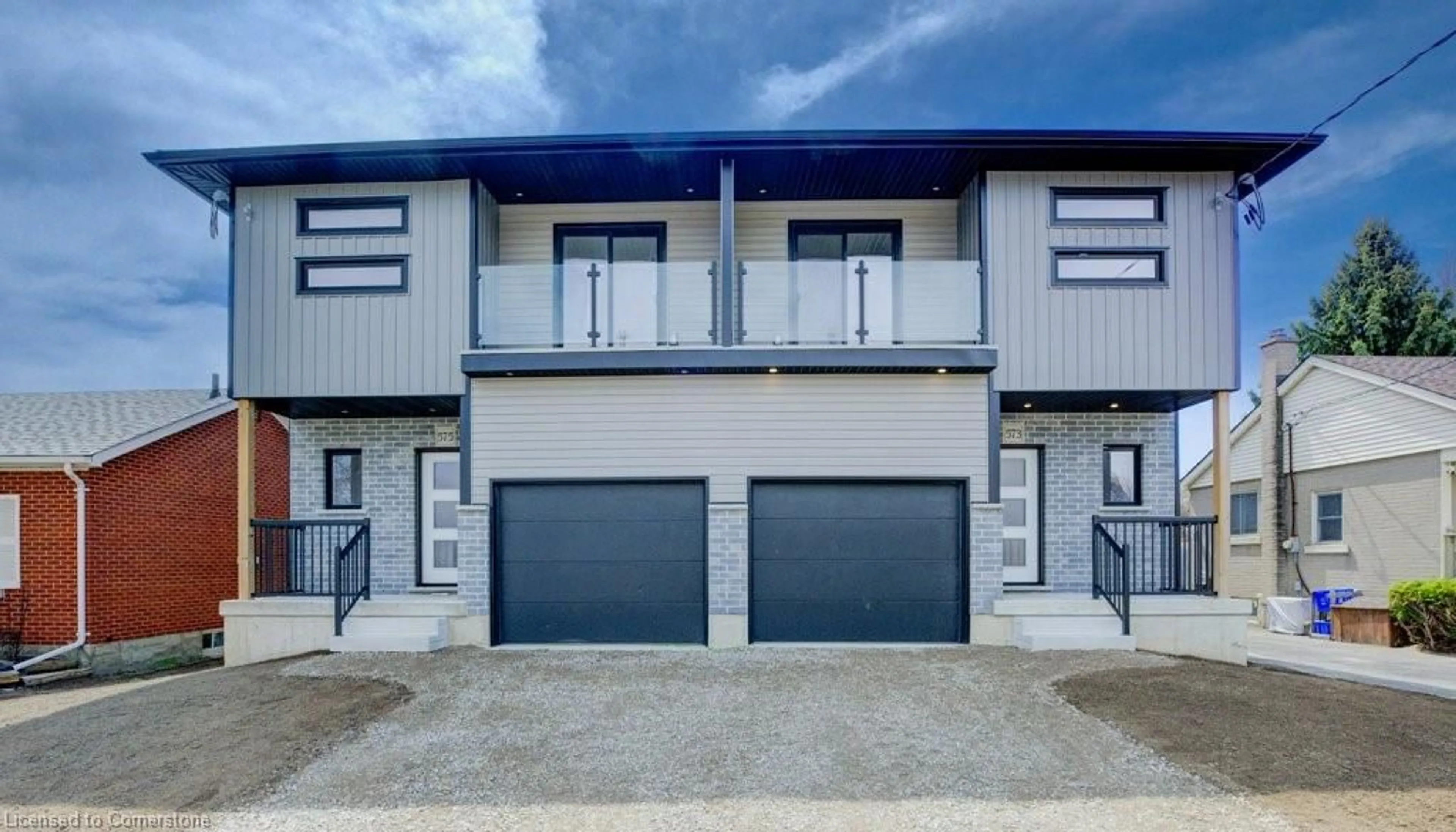 Unknown for 573 Guelph St, Kitchener Ontario N2H 5Y2