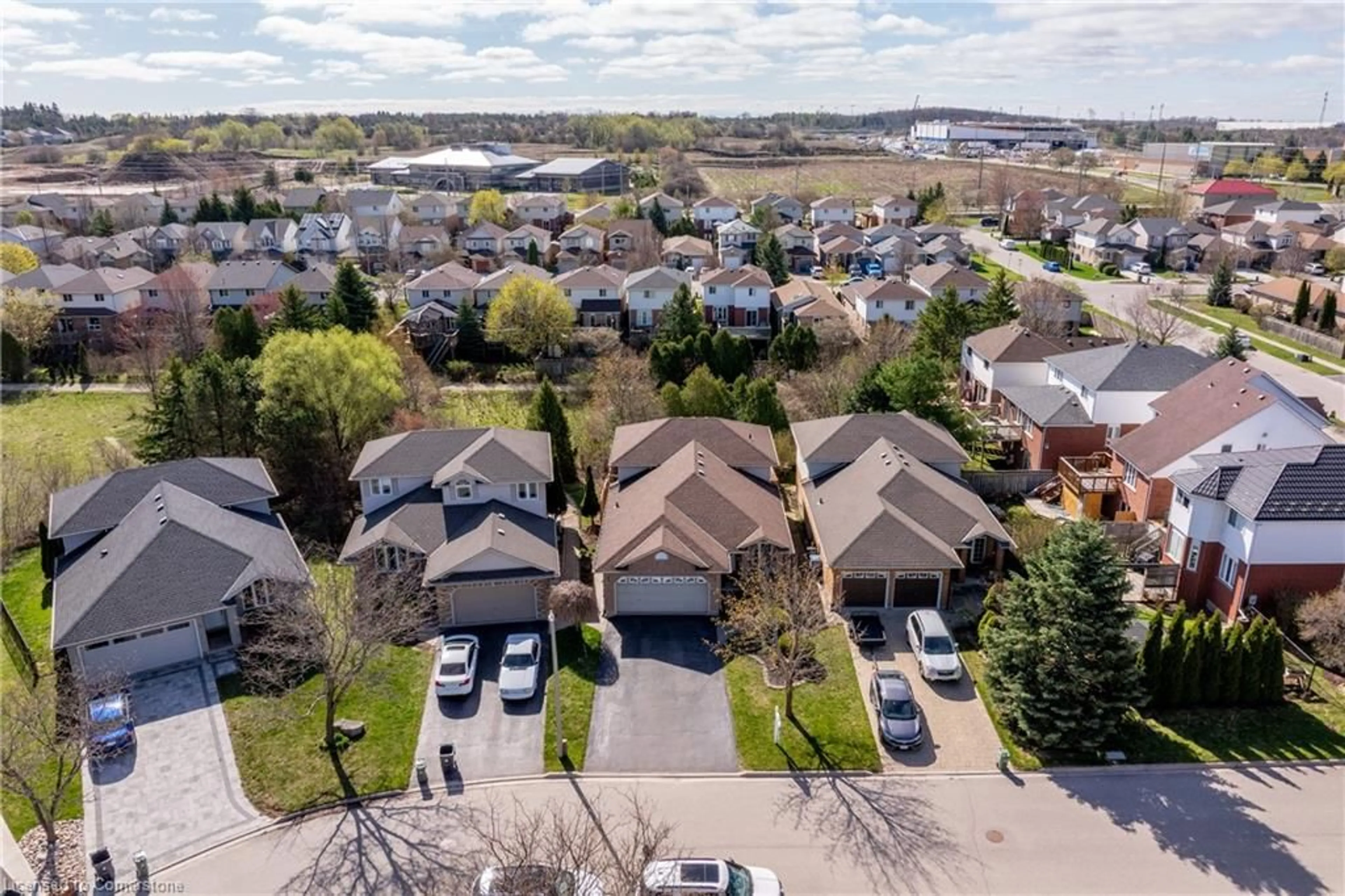 A pic from outside/outdoor area/front of a property/back of a property/a pic from drone, street for 38 Carroll Cres, Guelph Ontario N1G 5B5