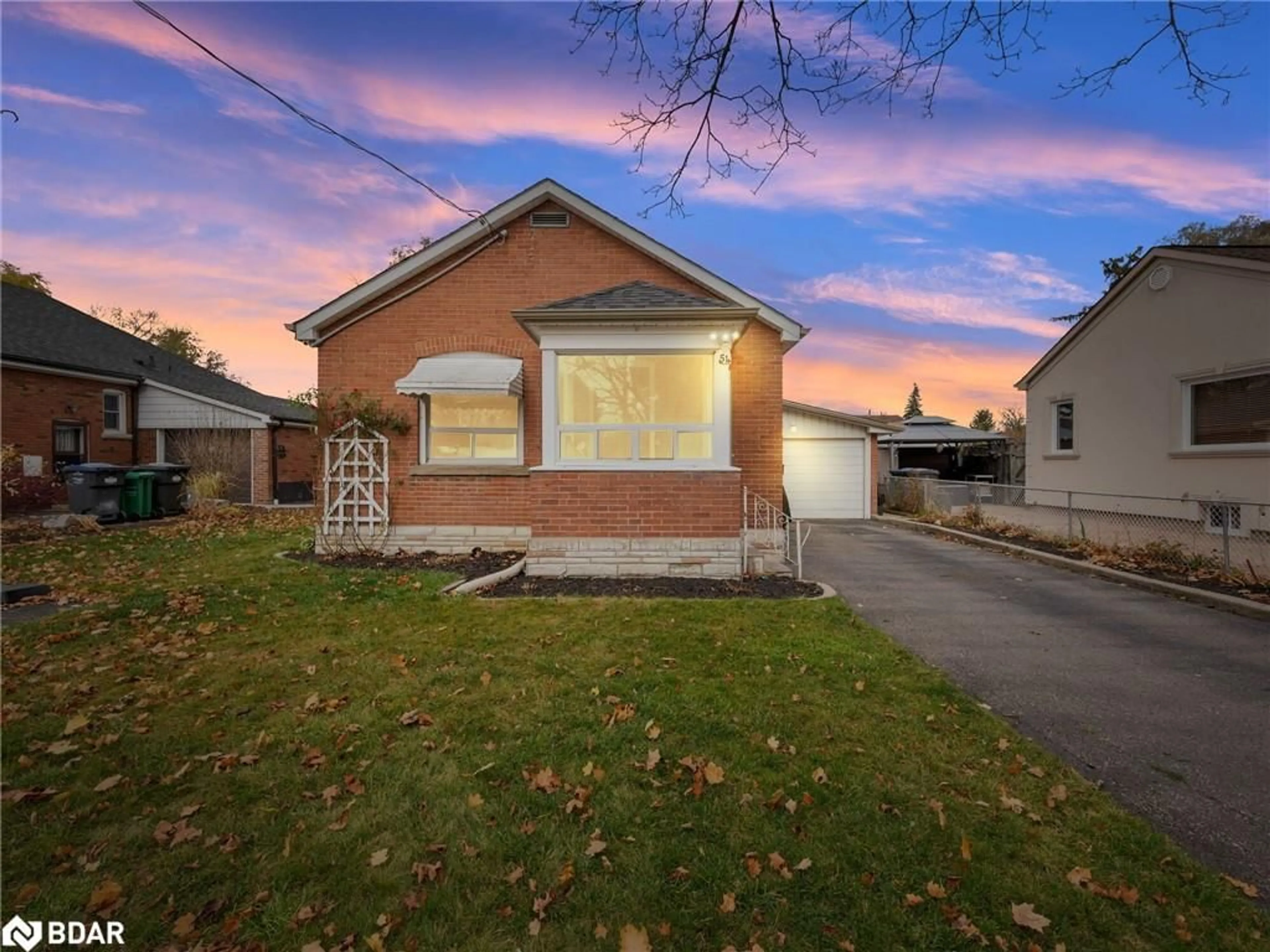 Unknown for 54 Woodward Ave, Brampton Ontario L6V 1K4