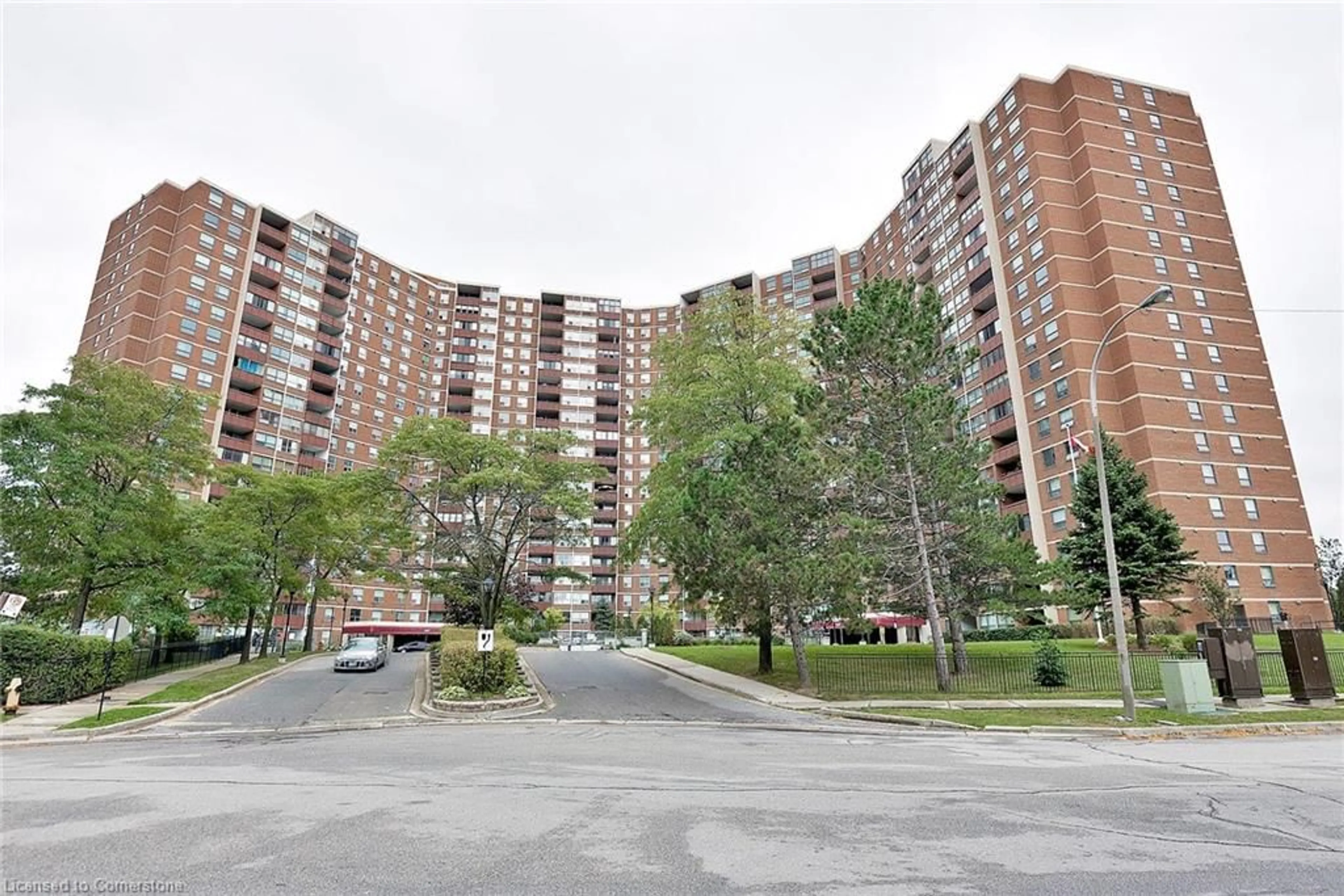 Patio, street for 627 The West Mall #508, Toronto Ontario M9C 4X5