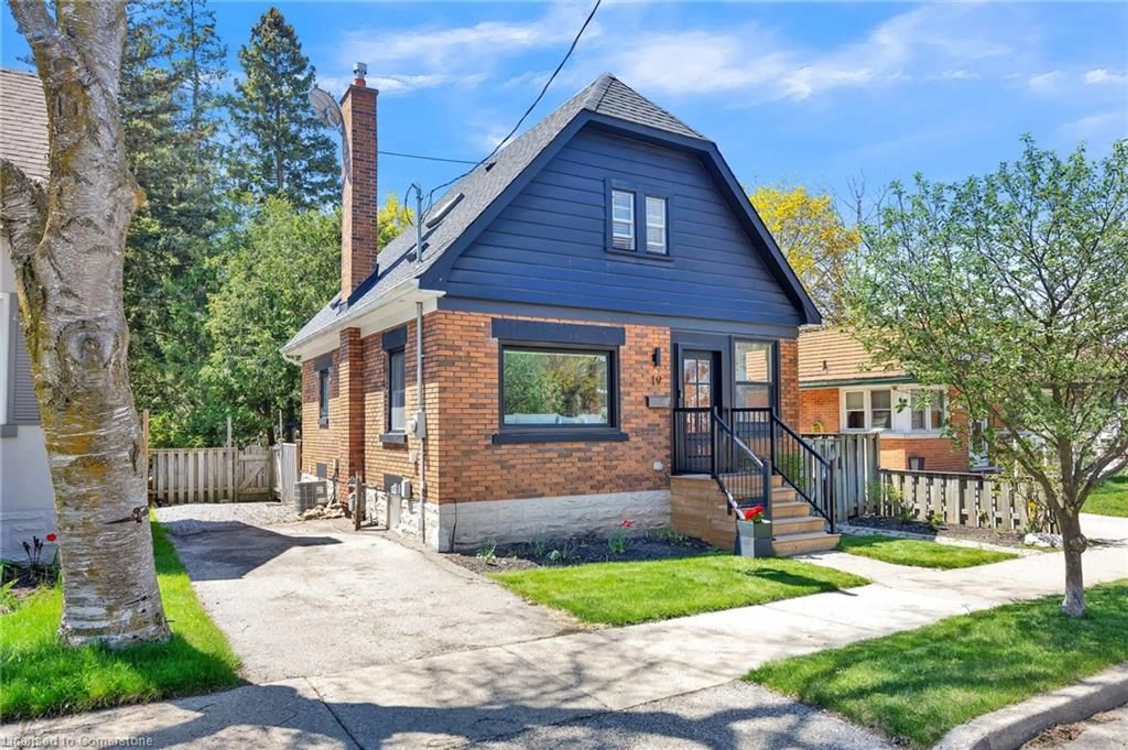 Home with brick exterior material, street for 19 Dunbar Rd, Waterloo Ontario N2L 2C8