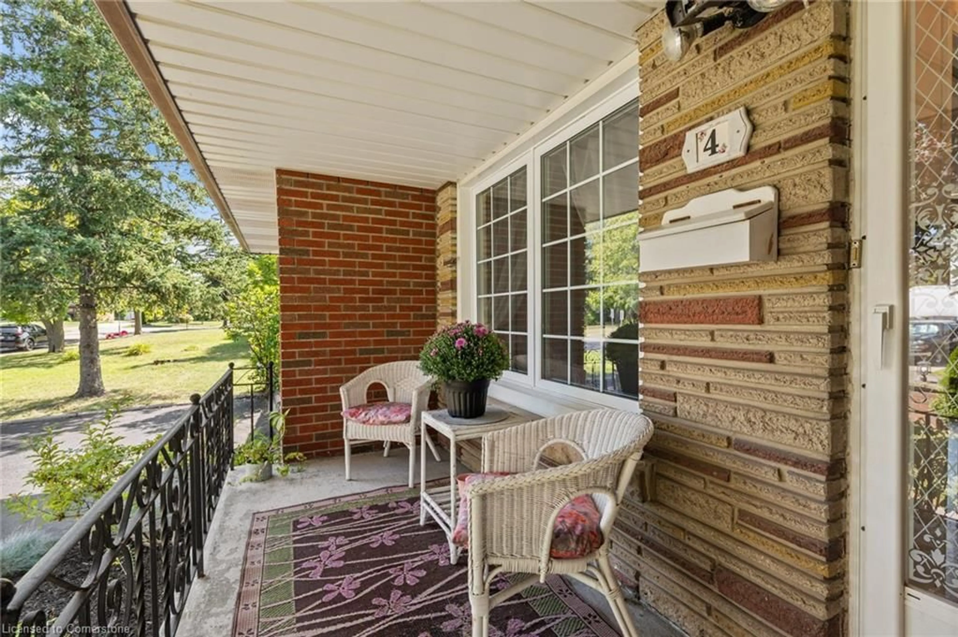 Patio, water/lake/river/ocean view for 4 Tamarack St, Welland Ontario L3C 4X5