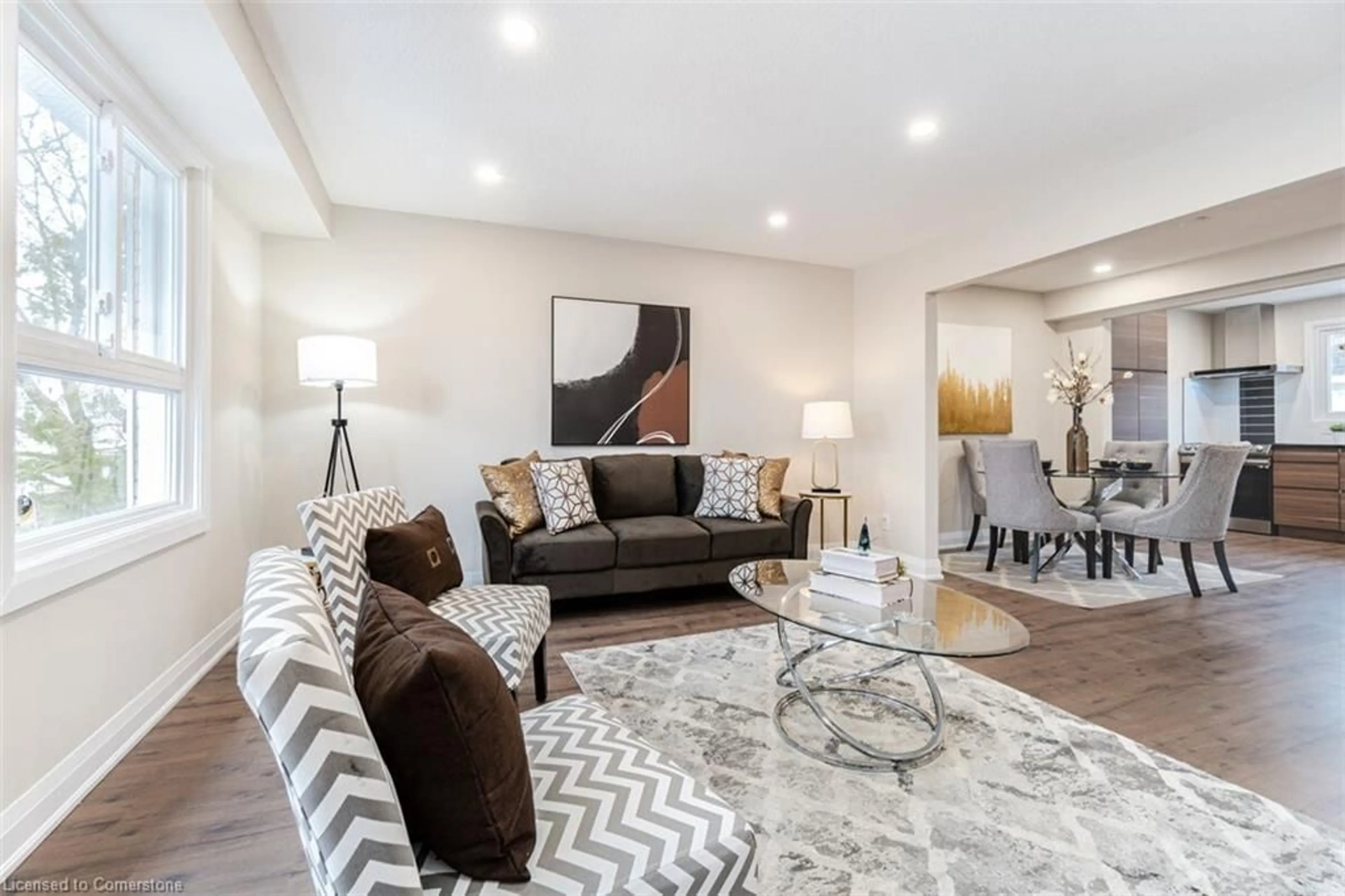 Living room with furniture, unknown for 830 Westlock Rd #38A, Mississauga Ontario L5C 1K6