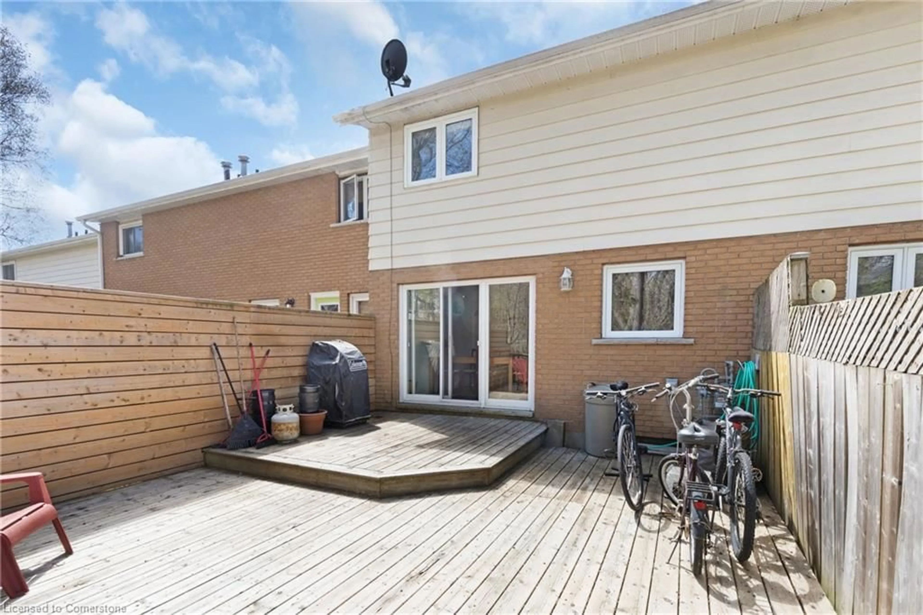 Patio, street for 54 Richardson Dr #6, Port Dover Ontario N0A 1N4