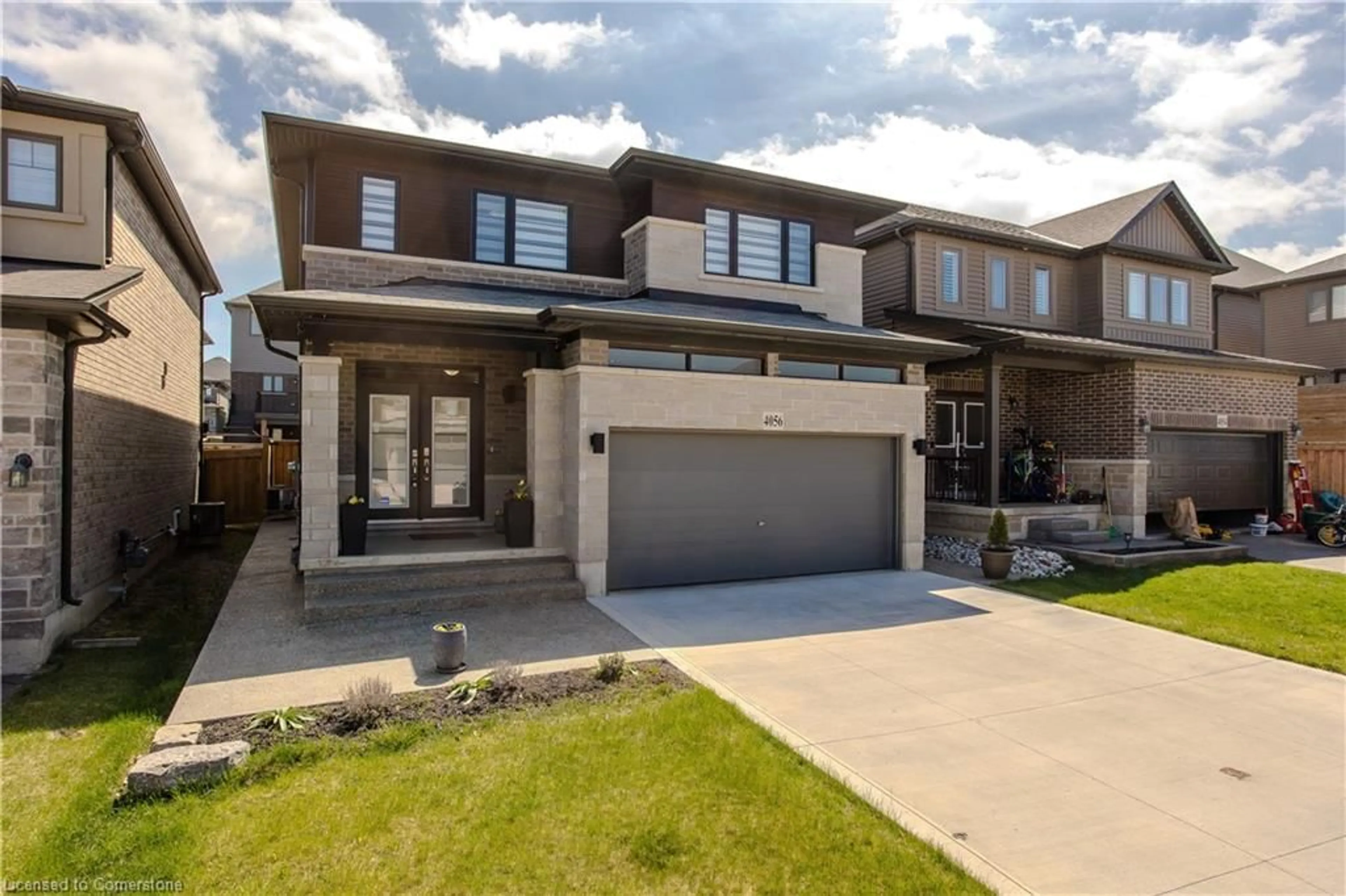 Home with brick exterior material, street for 4056 Thomas St, Beamsville Ontario L3J 0S5