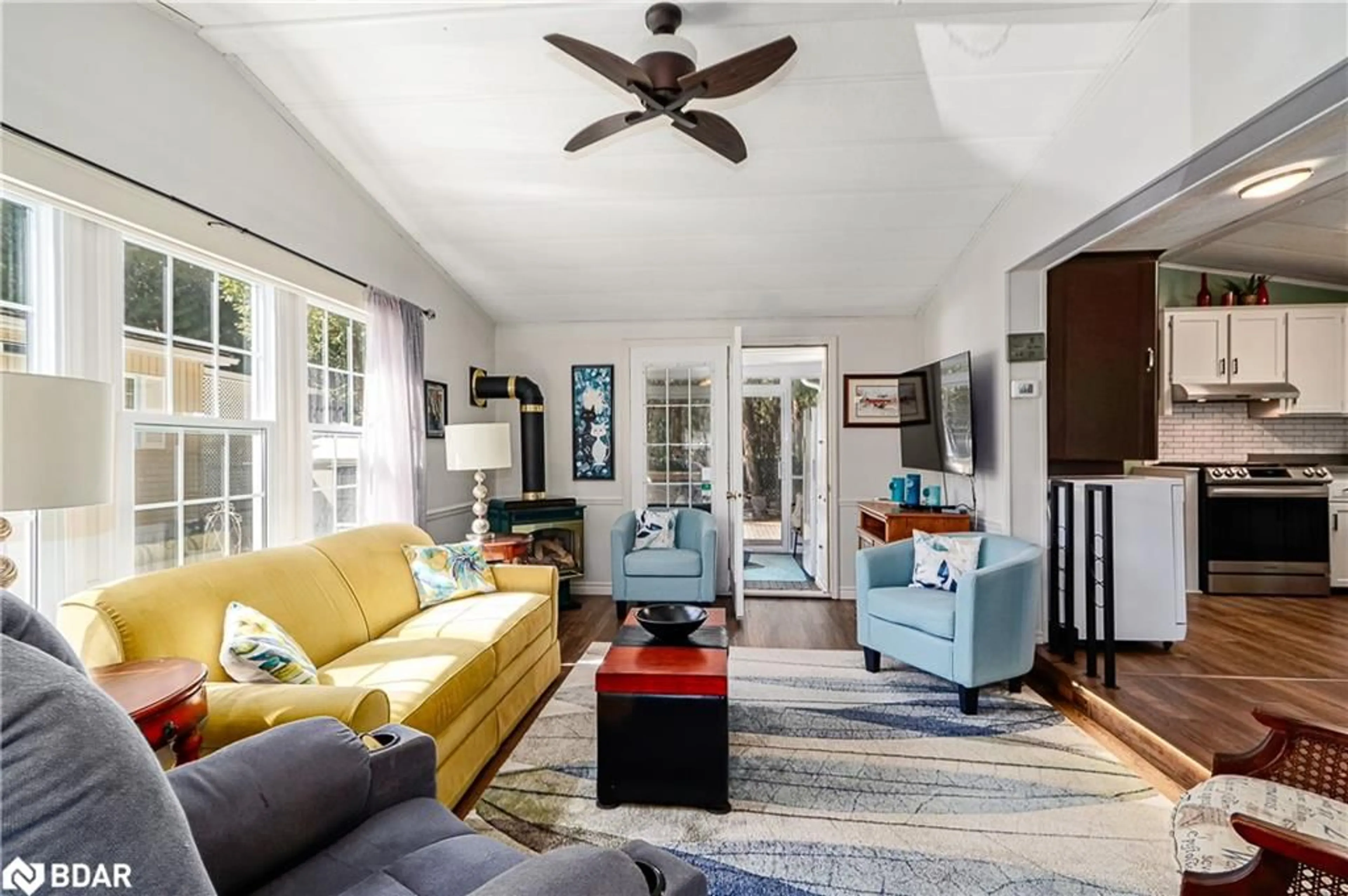Living room with furniture, unknown for 27 The Boardwalk, Wasaga Beach Ontario L9Z 3A8