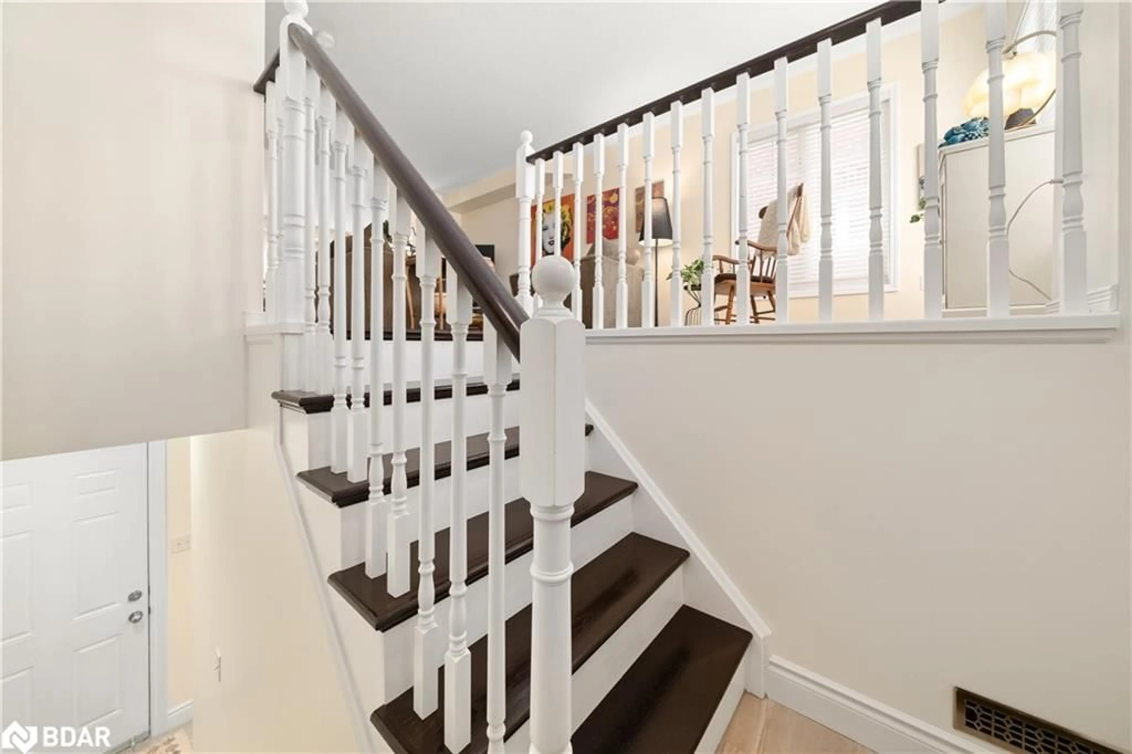 Stairs for 571 Longworth Ave #13, Bowmanville Ontario L1C 0H3