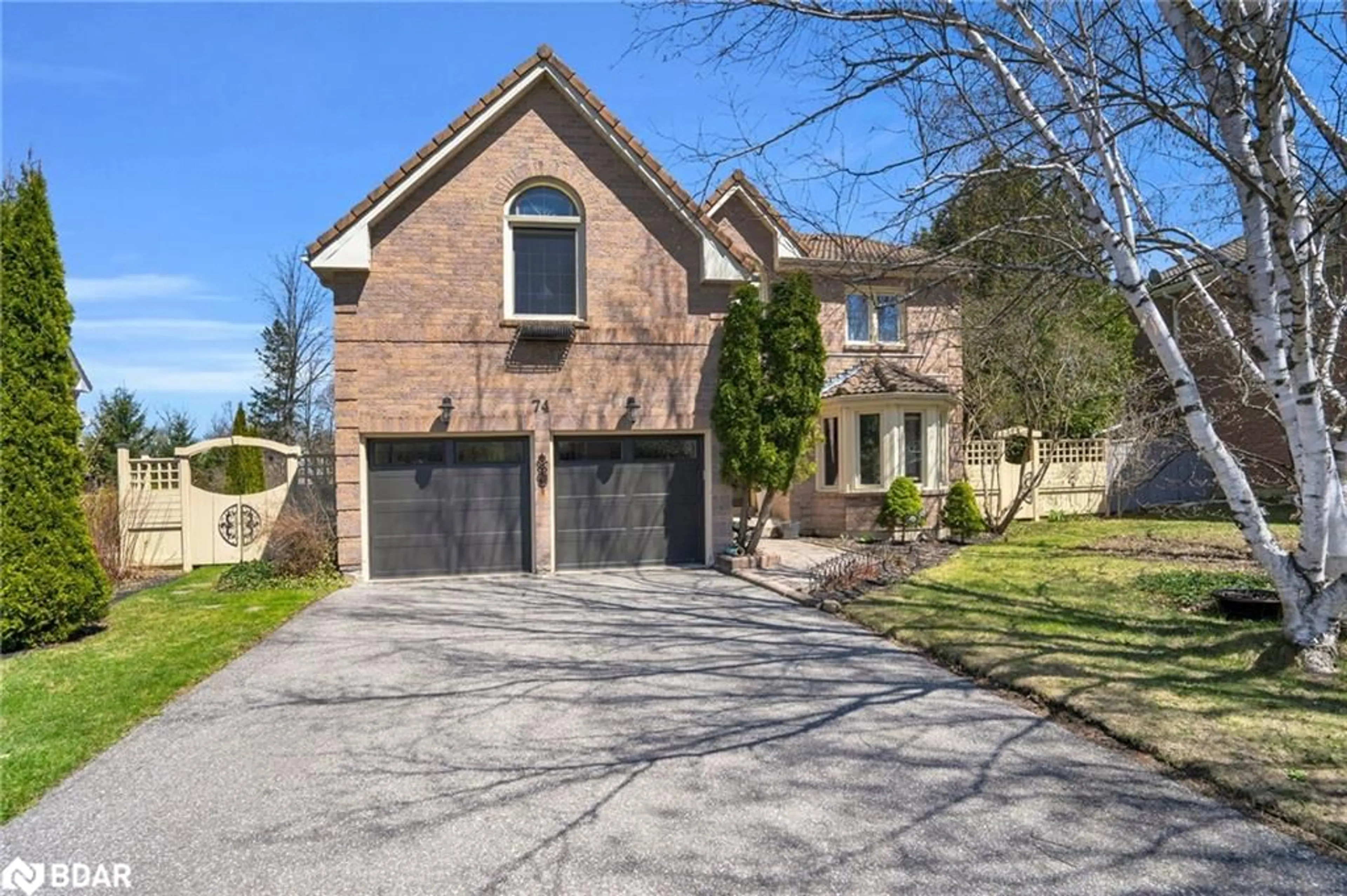 Home with brick exterior material, street for 74 Windham Trail, Aurora Ontario L4G 5L5